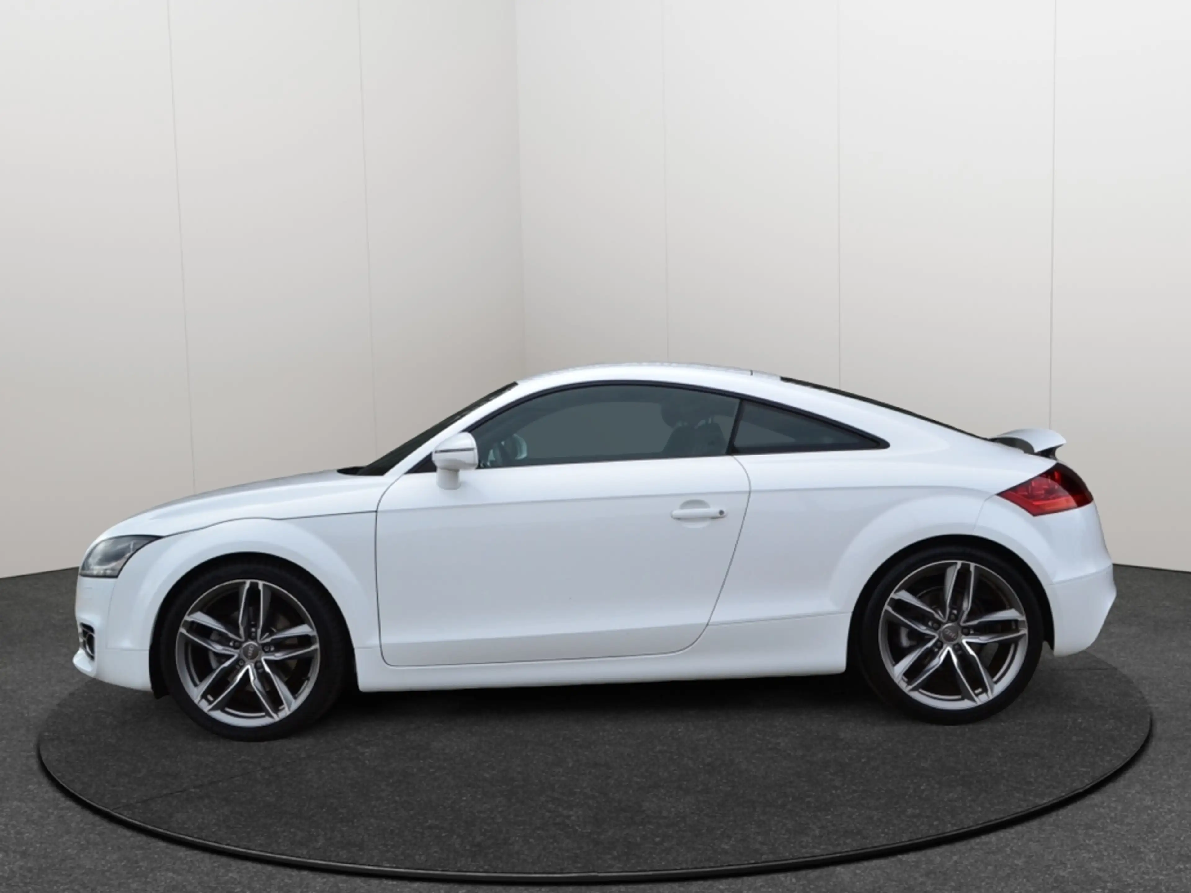 Audi TT 1.8 TFSI Pro Line Leer/Navi/Xenon/19'' — photo 2