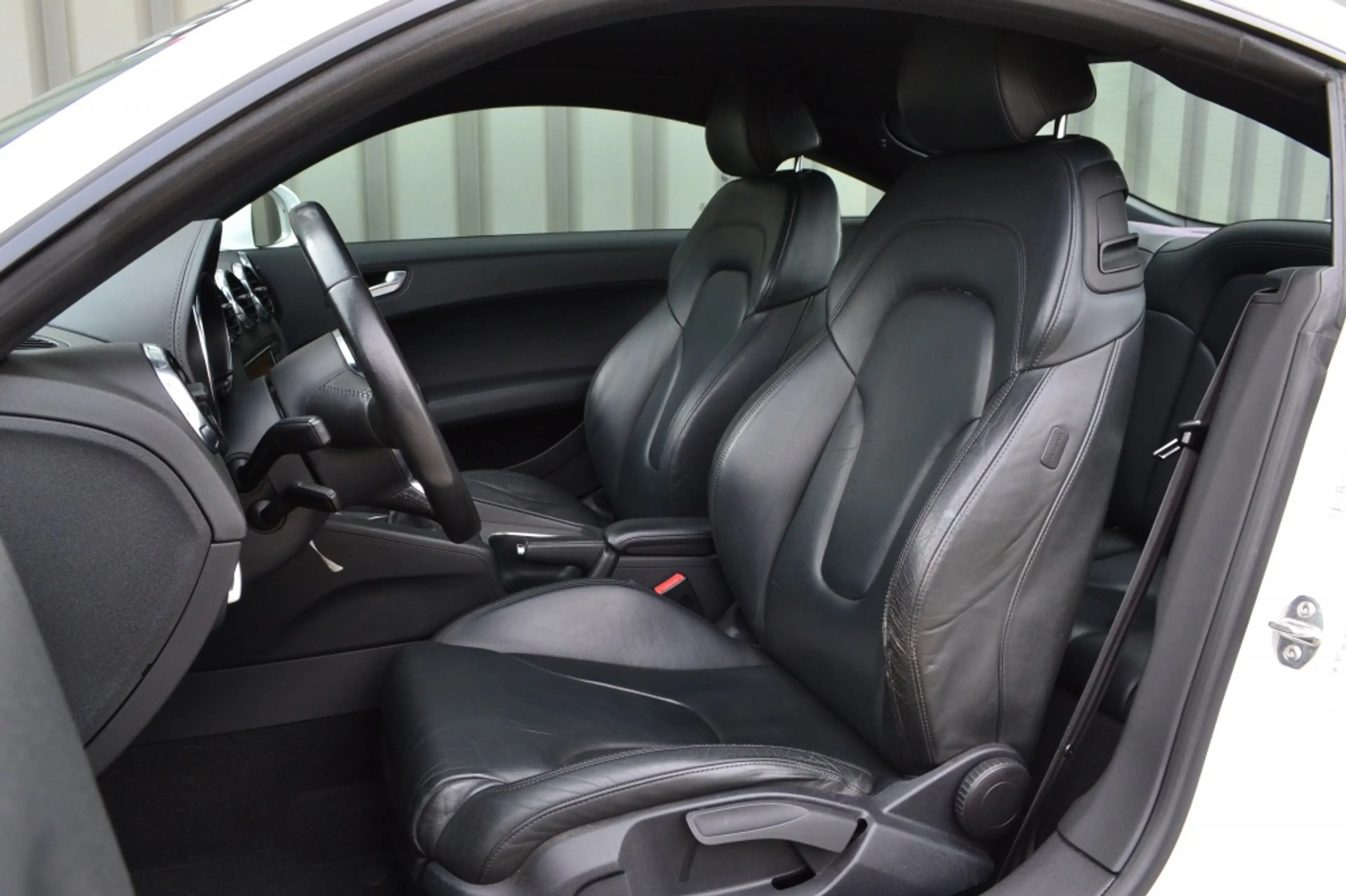 Audi TT 1.8 TFSI Pro Line Leer/Navi/Xenon/19'' — photo 8