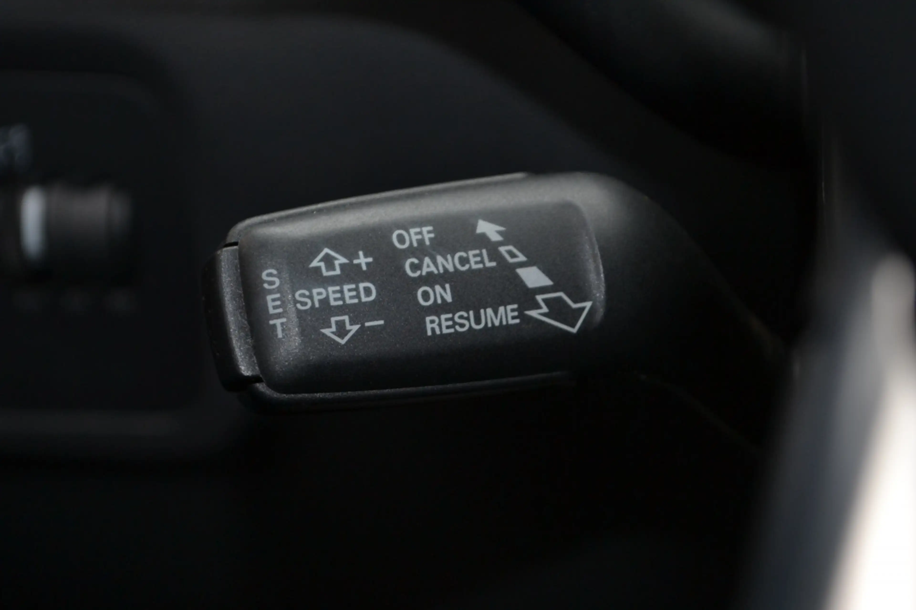 Audi TT 1.8 TFSI Pro Line Leer/Navi/Xenon/19'' — photo 35