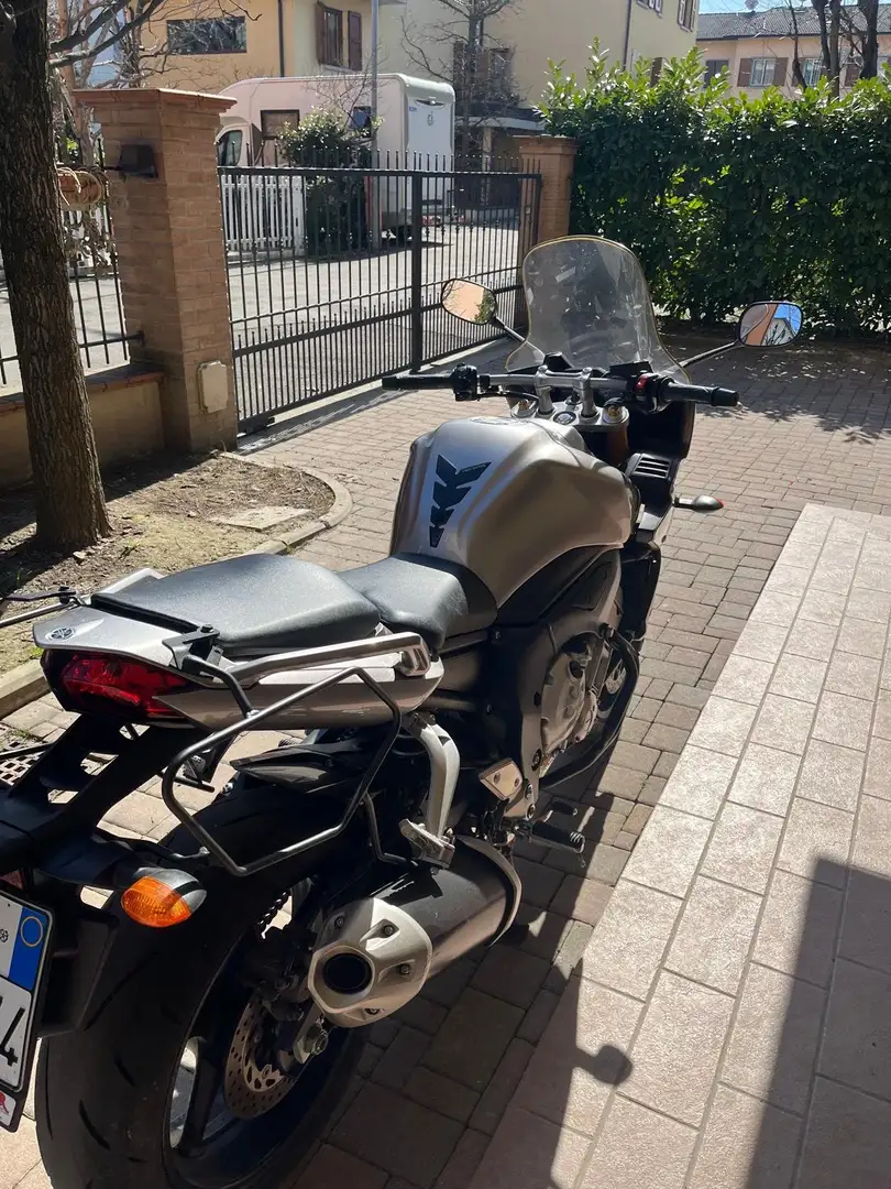 Yamaha FZ 1 FAZER Argintiu - 2