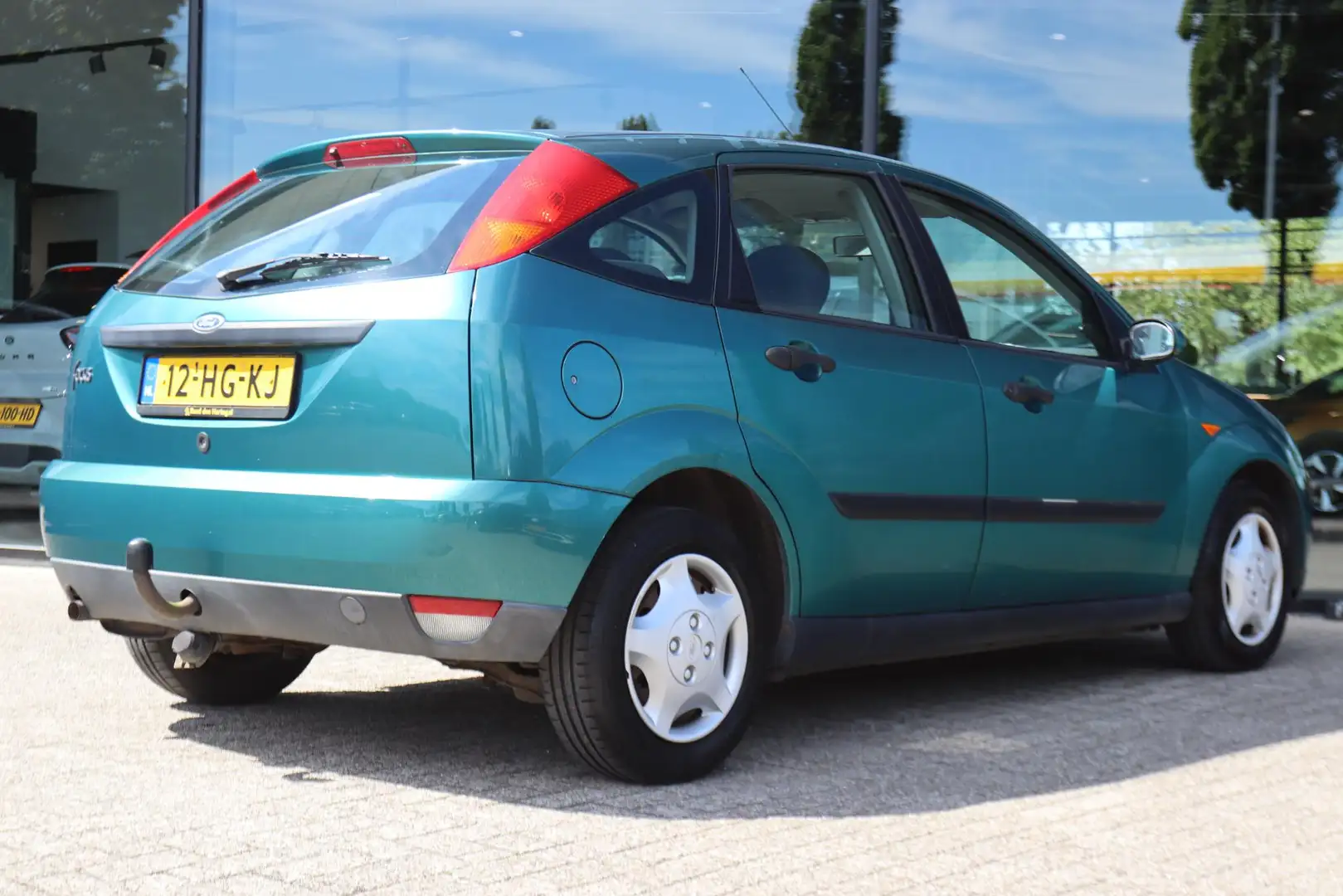 Ford Focus 1.6-16V AMBIENTE | TREKHAAK | AIRCO | ELEK RAMEN Groen - 2
