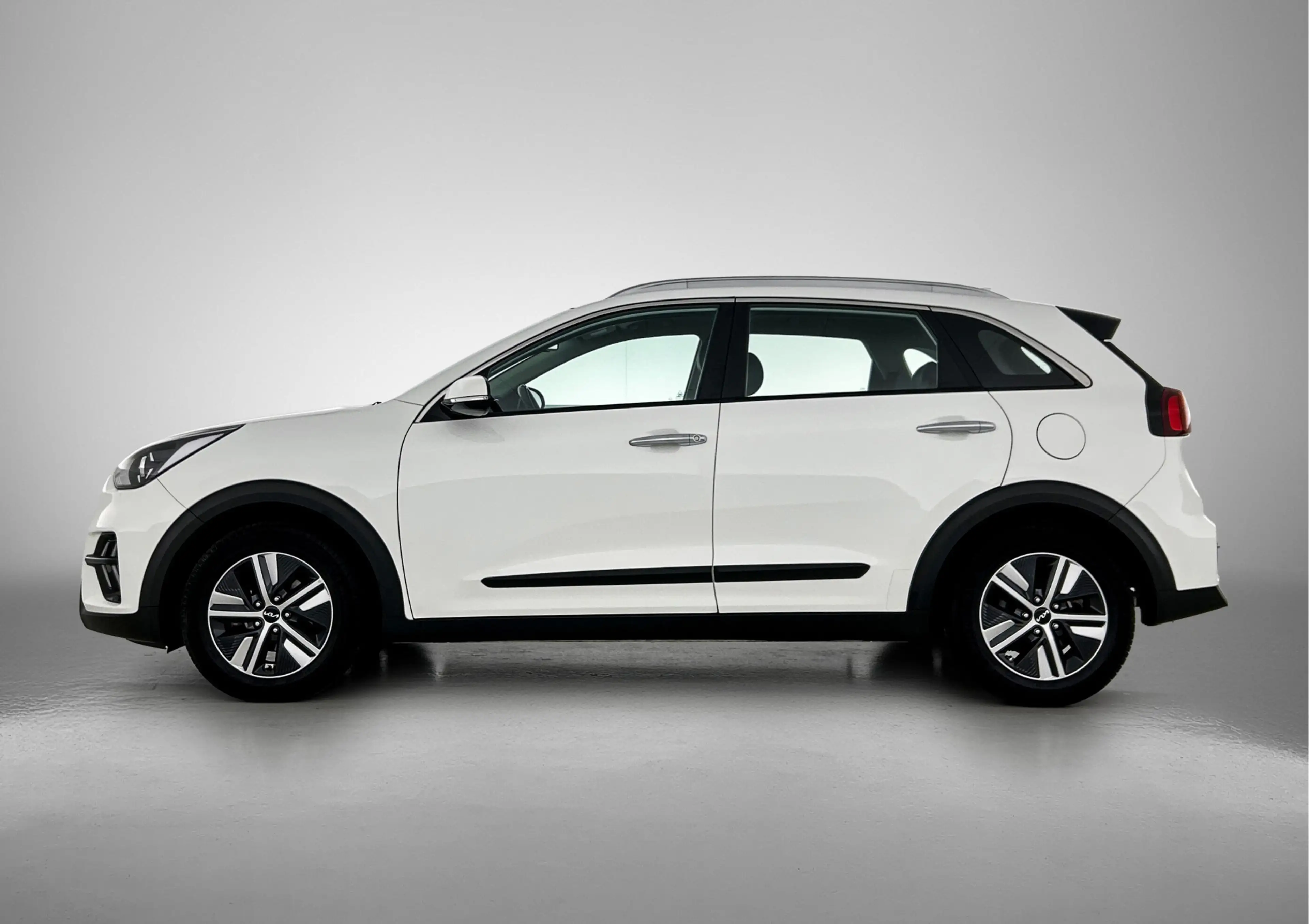 Kia Niro 1.6 GDi Hybrid DynamicLine — photo 11
