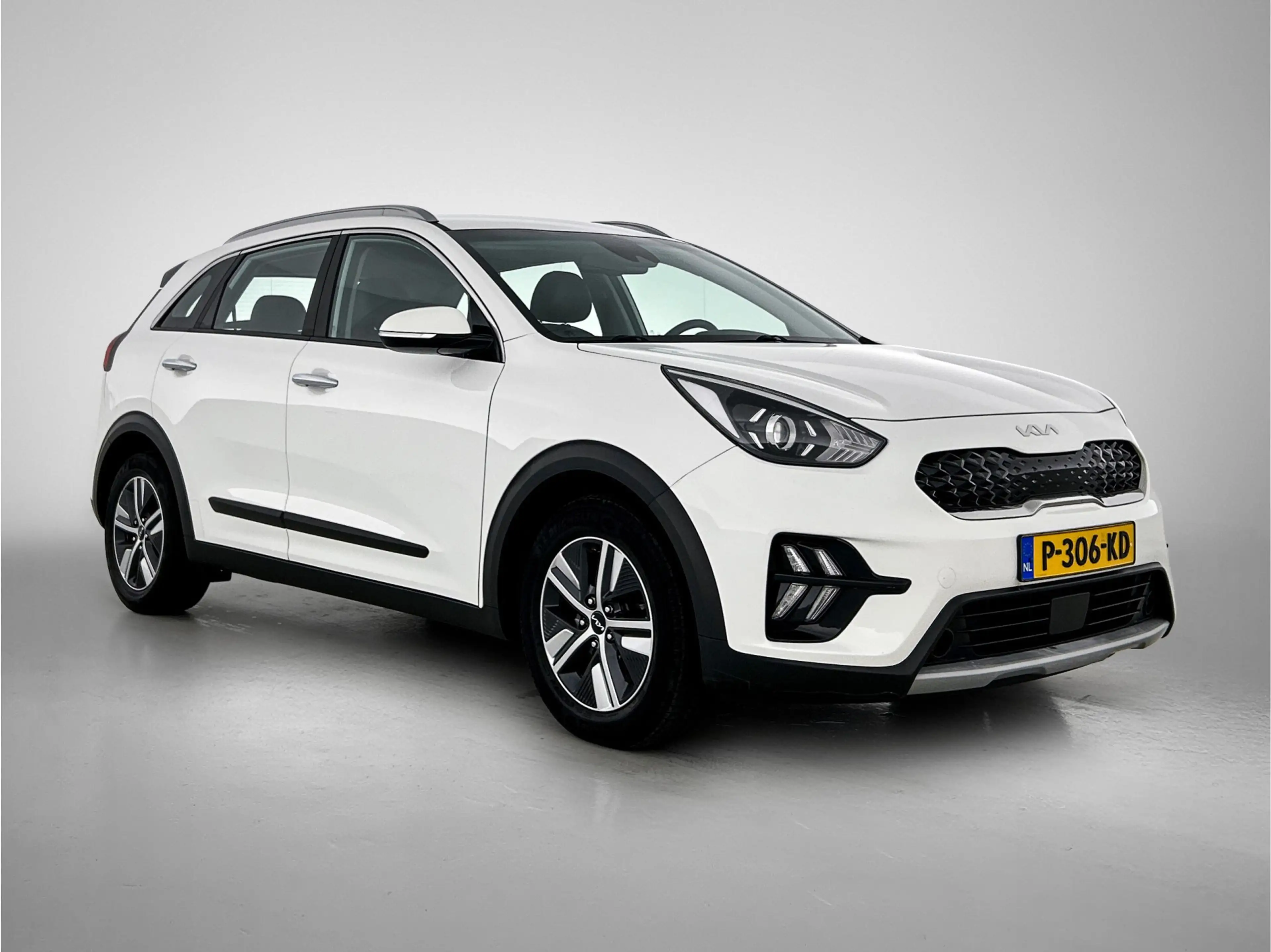 Kia Niro 1.6 GDi Hybrid DynamicLine — photo 3