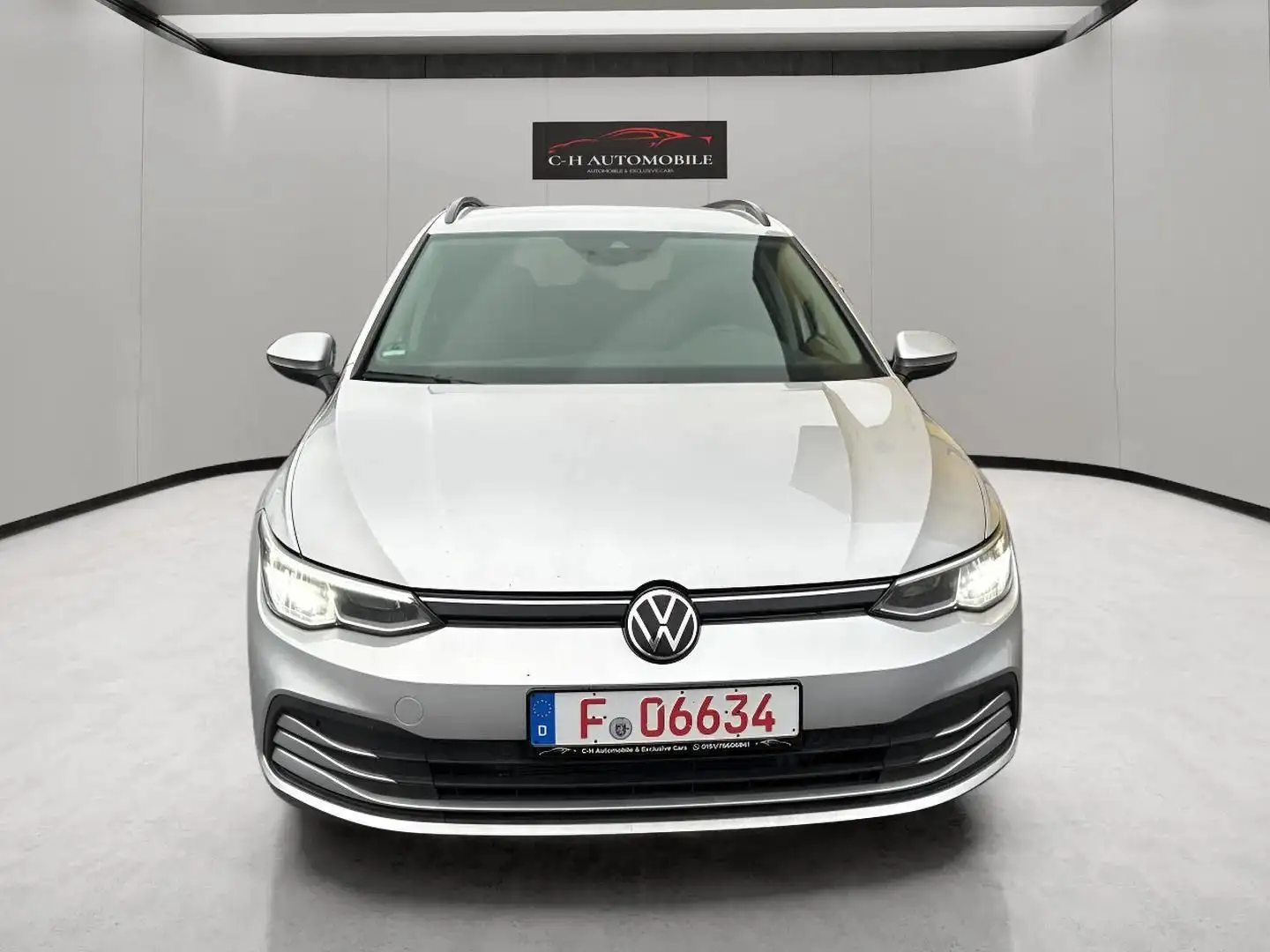 Volkswagen Golf VIII Variant Life Silber - 2