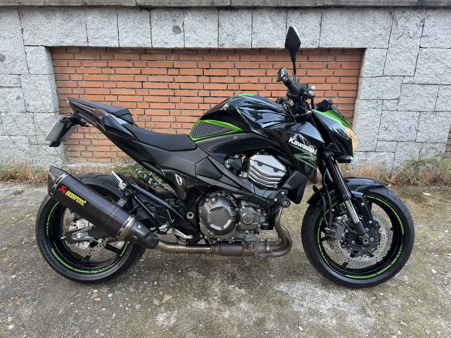 Kawasaki Z 800 Kawasaki Z800E del año 2015 - 1