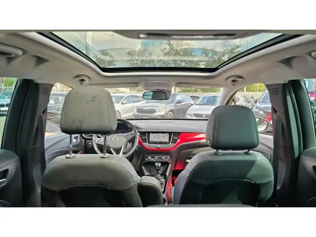 Opel Crossland view 15
