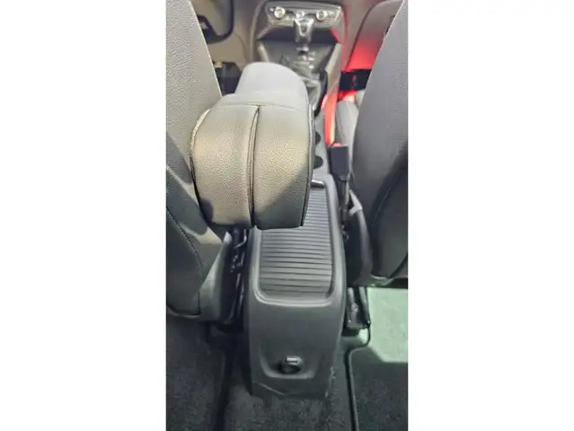 Opel Crossland view 26