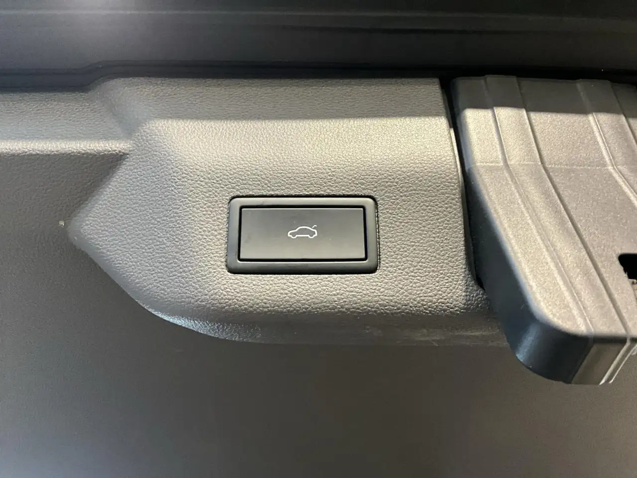 Volkswagen T7 Multivan Life+Aut.+RearView+Matrix-LED 18
