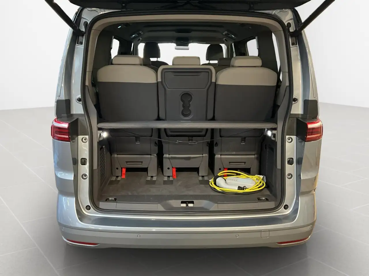 Volkswagen T7 Multivan Life+Aut.+RearView+Matrix-LED 16