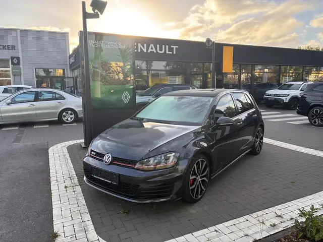 Volkswagen Golf VII 2.0 GTI Performance  *Schiebedach*6.Gang*
