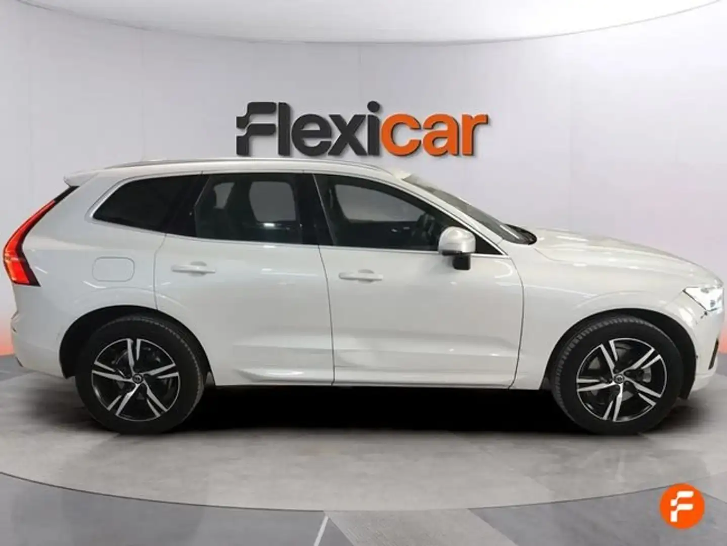 Volvo XC60 T4 R-Design Aut. 190 Blanco - 2