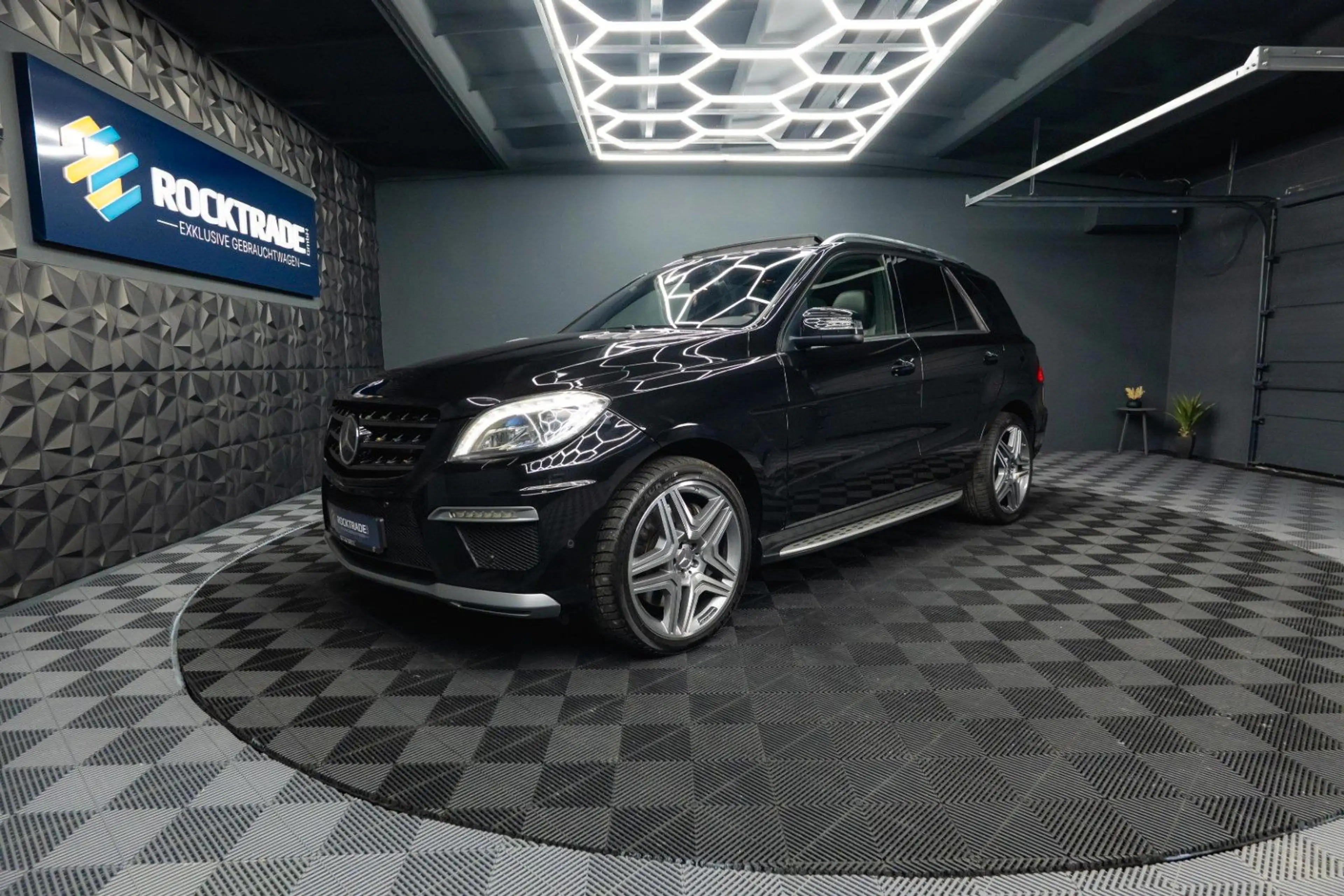 Mercedes-Benz ML 63 AMG 4Matic Designo | Pano | ACC | DAB