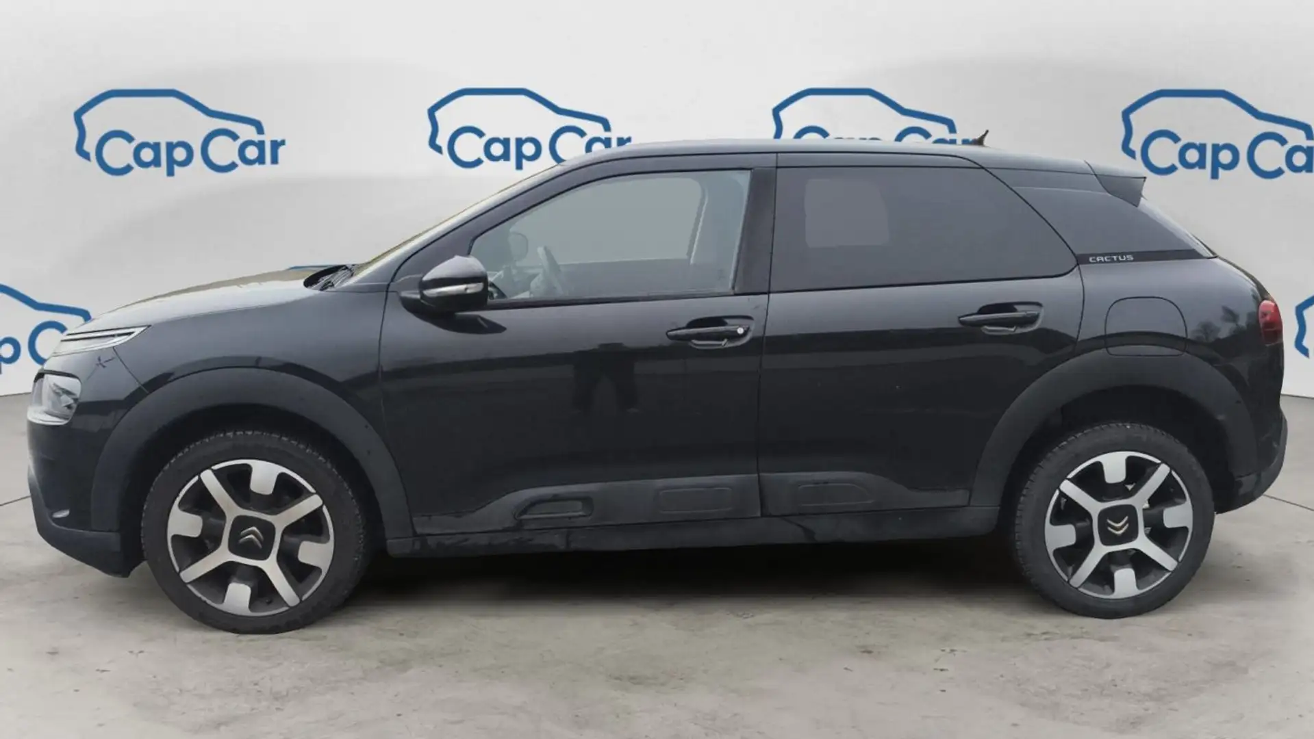 Citroen C4 Cactus 1.5 BlueHDi 100 Shine Noir - 2