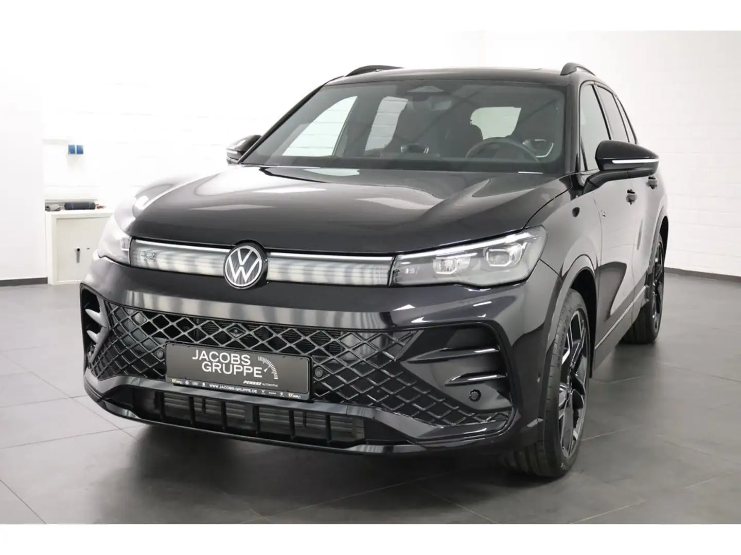 Volkswagen Tiguan 1.5 eTSI R-Line "Black Style" DSG,Navi Schwarz - 2