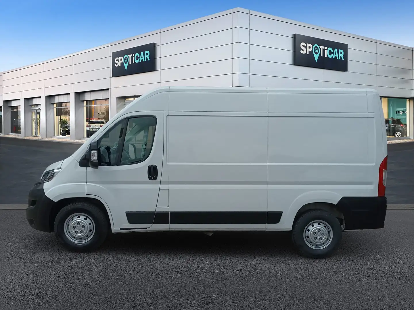 Opel Movano Cargo L2H2 3,5t Selection Weiß - 2