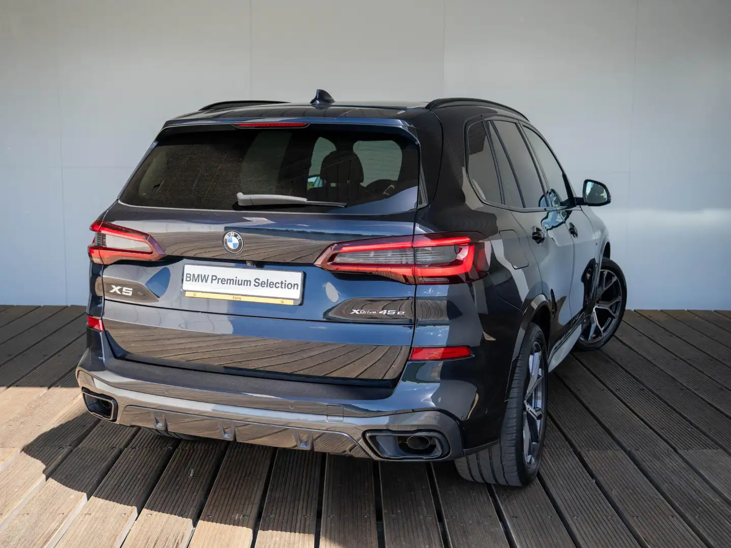 BMW X5 xDrive45e | High Executive | M Sportpakket | Lucht Noir - 2