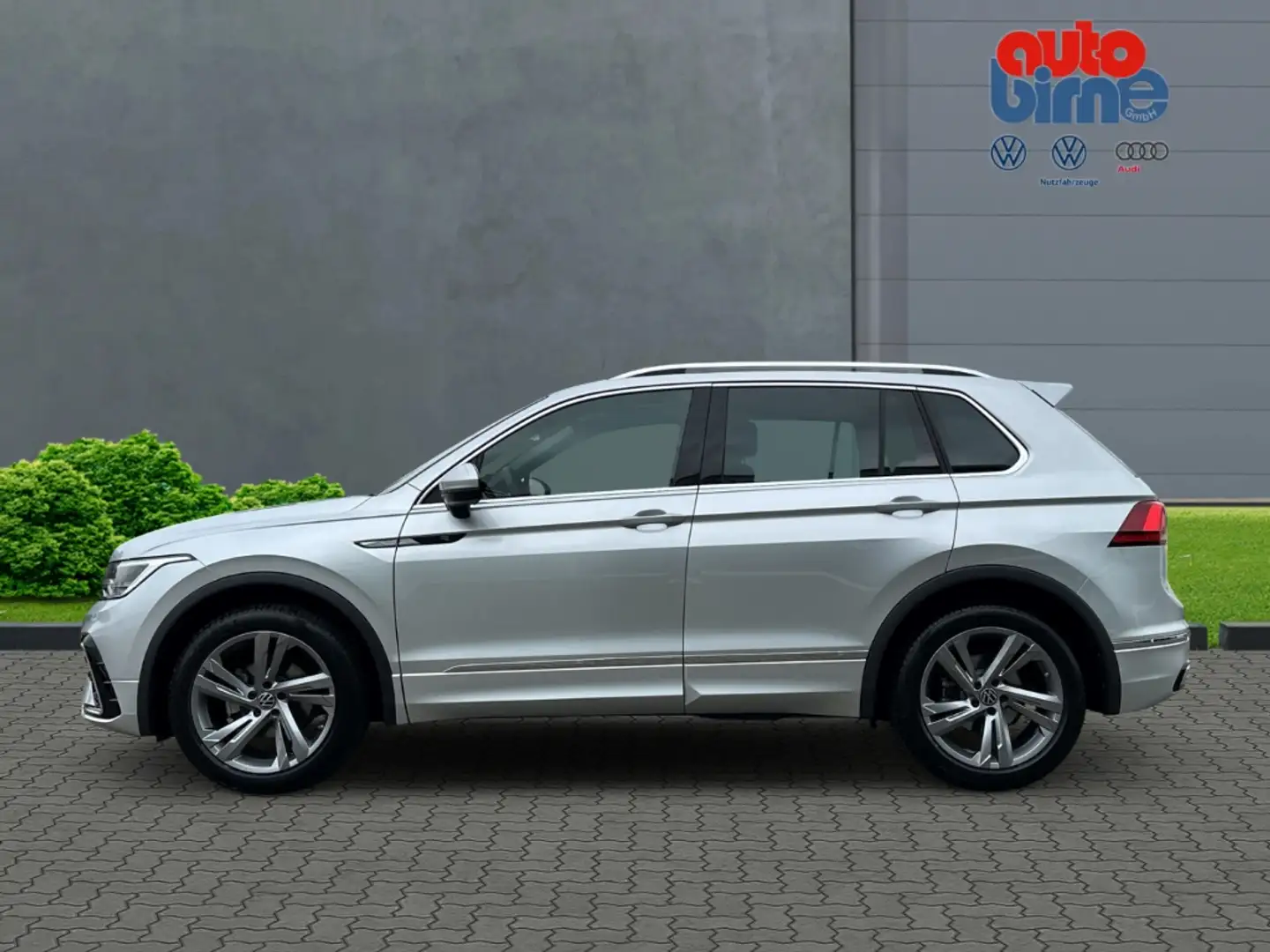Volkswagen Tiguan R-Line 1.5 TSI BMT  AHK-klappbar Navi Dig. Cockpit Argent - 2