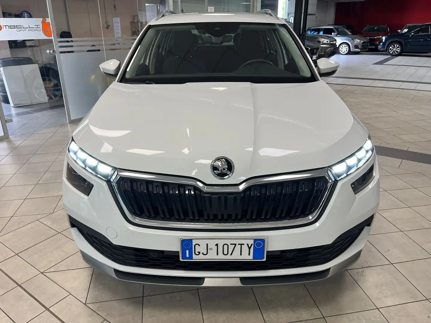 Skoda Kamiq Kamiq 110cv dsg PARI AL NUOVO- Bianco - 2