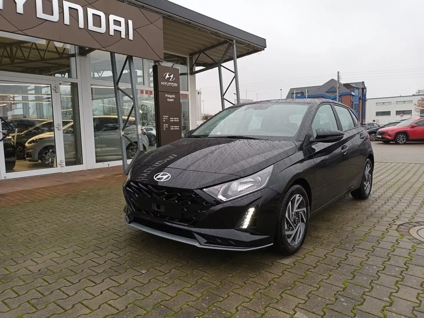 Hyundai i20 1.0 T-Gdi  Trend Komfortpaket Schwarz - 2