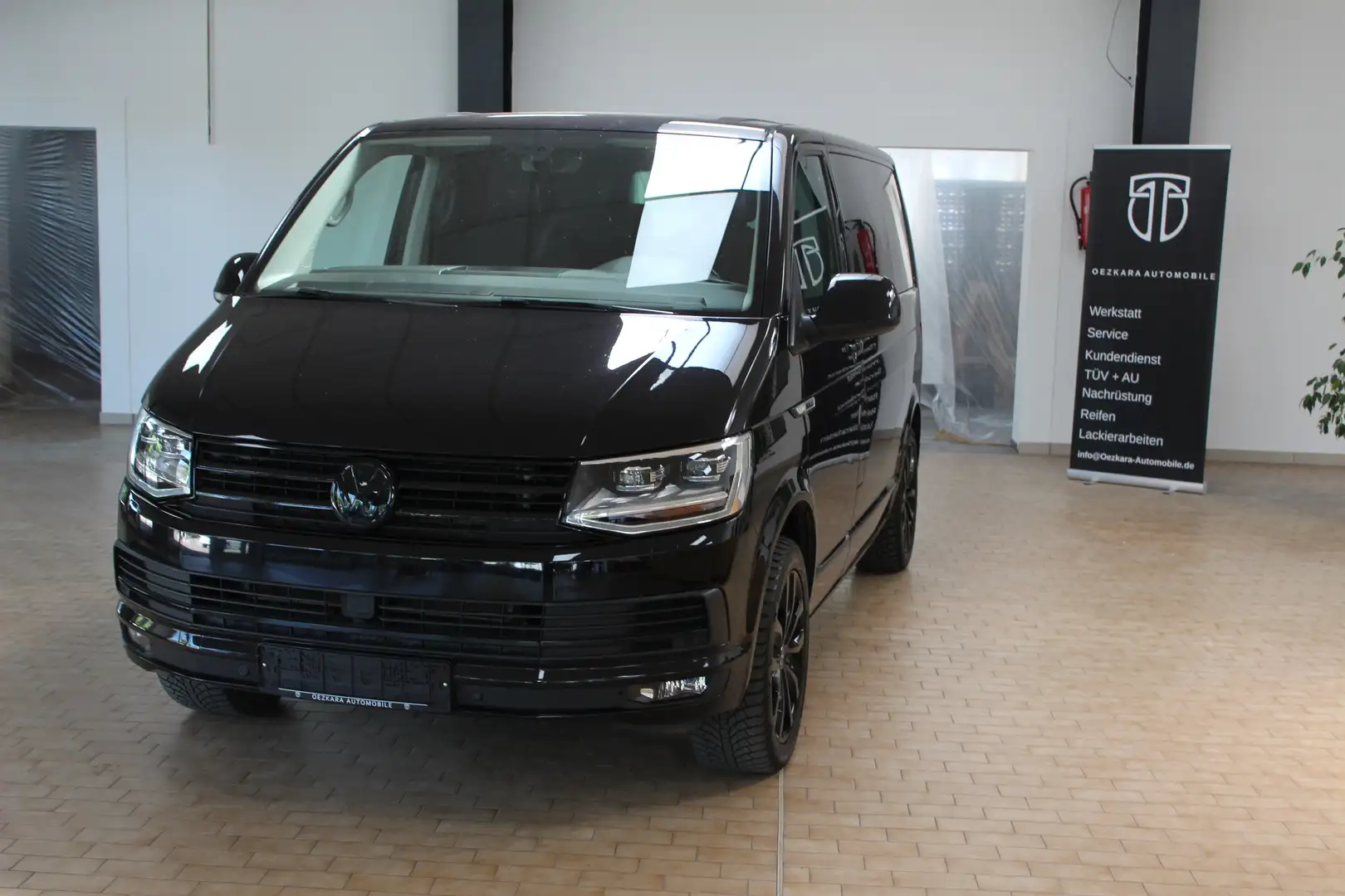 Volkswagen T6 Multivan Multivan Trendline 4Motion 150PS ACC *Rate 369€ Negro - 1