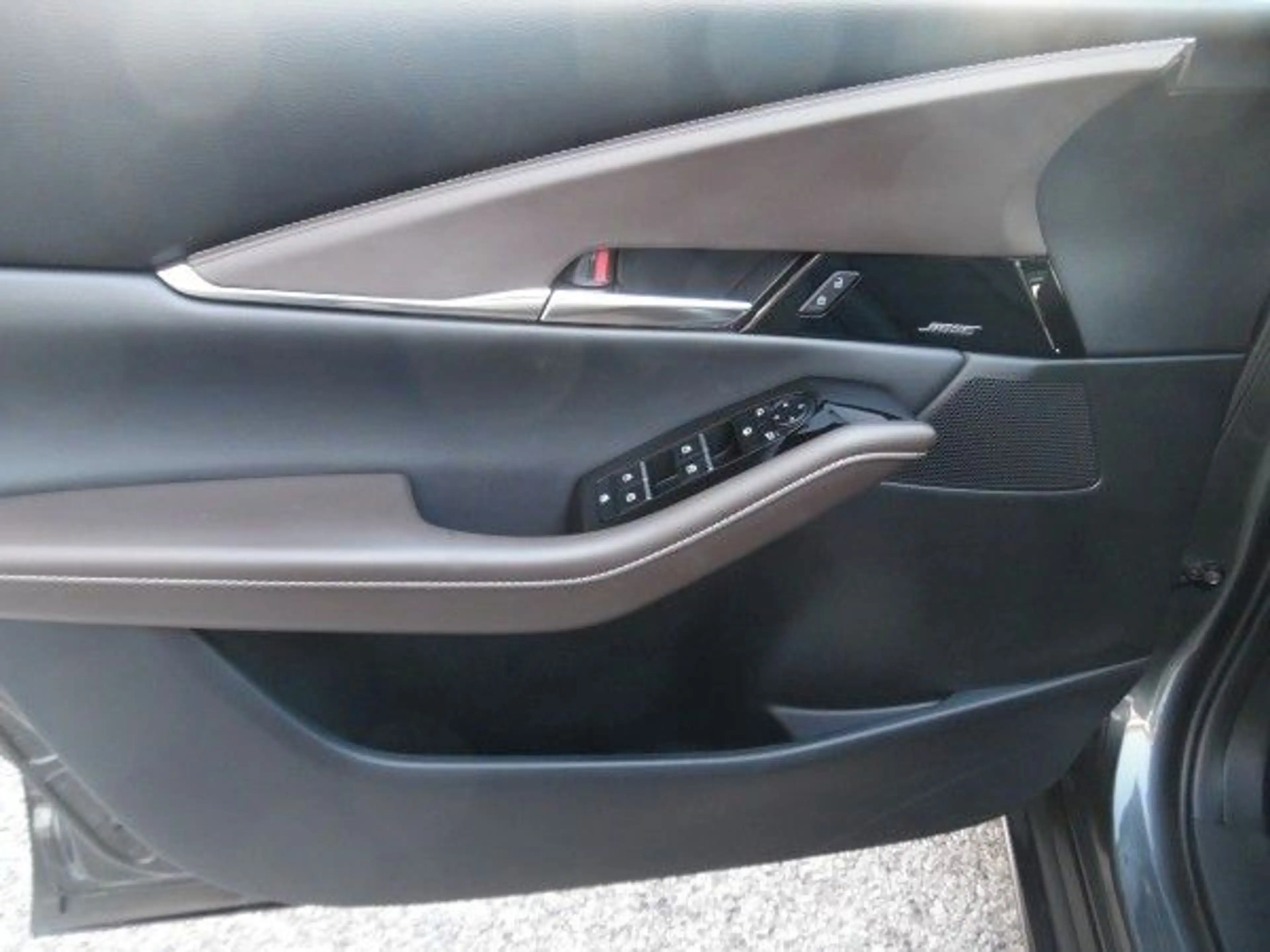 Mazda CX-30 e-SKYACTIV-G M-Hybrid 140 Takumi AT — photo 3