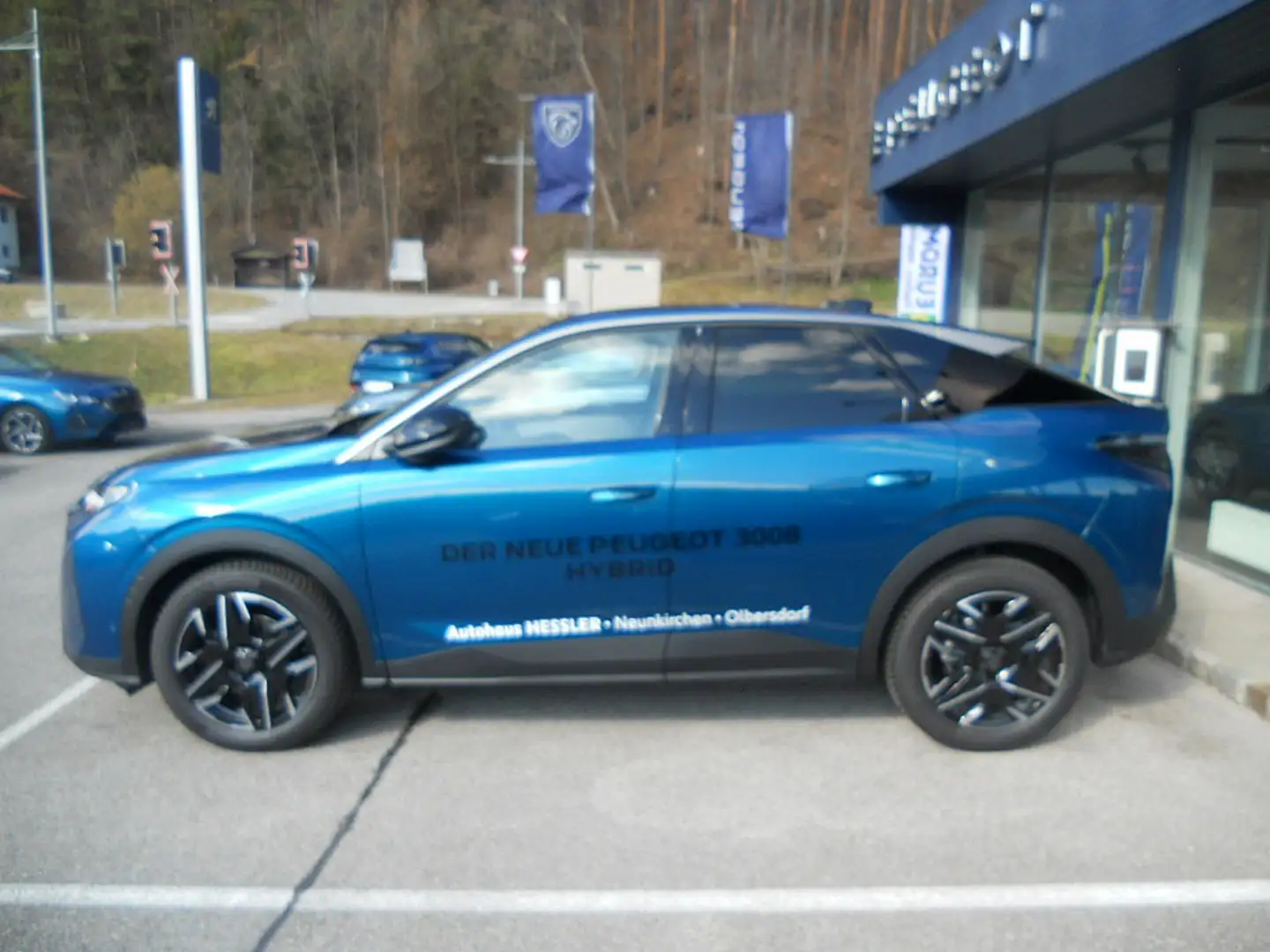 Peugeot 3008 Hybrid 136 E-DCS6 Allure Aut. Azul - 2