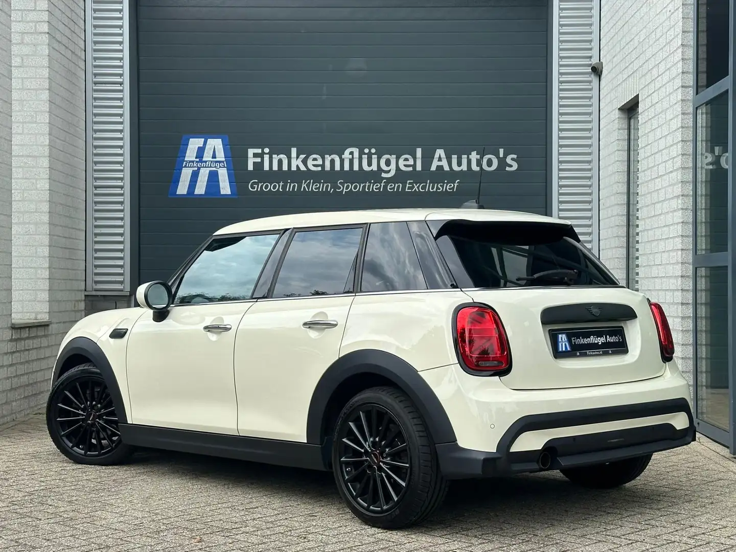 MINI Cooper 1.5 One NW model BTW |Digi.Dash |Head-up |HK.Audio Wit - 2