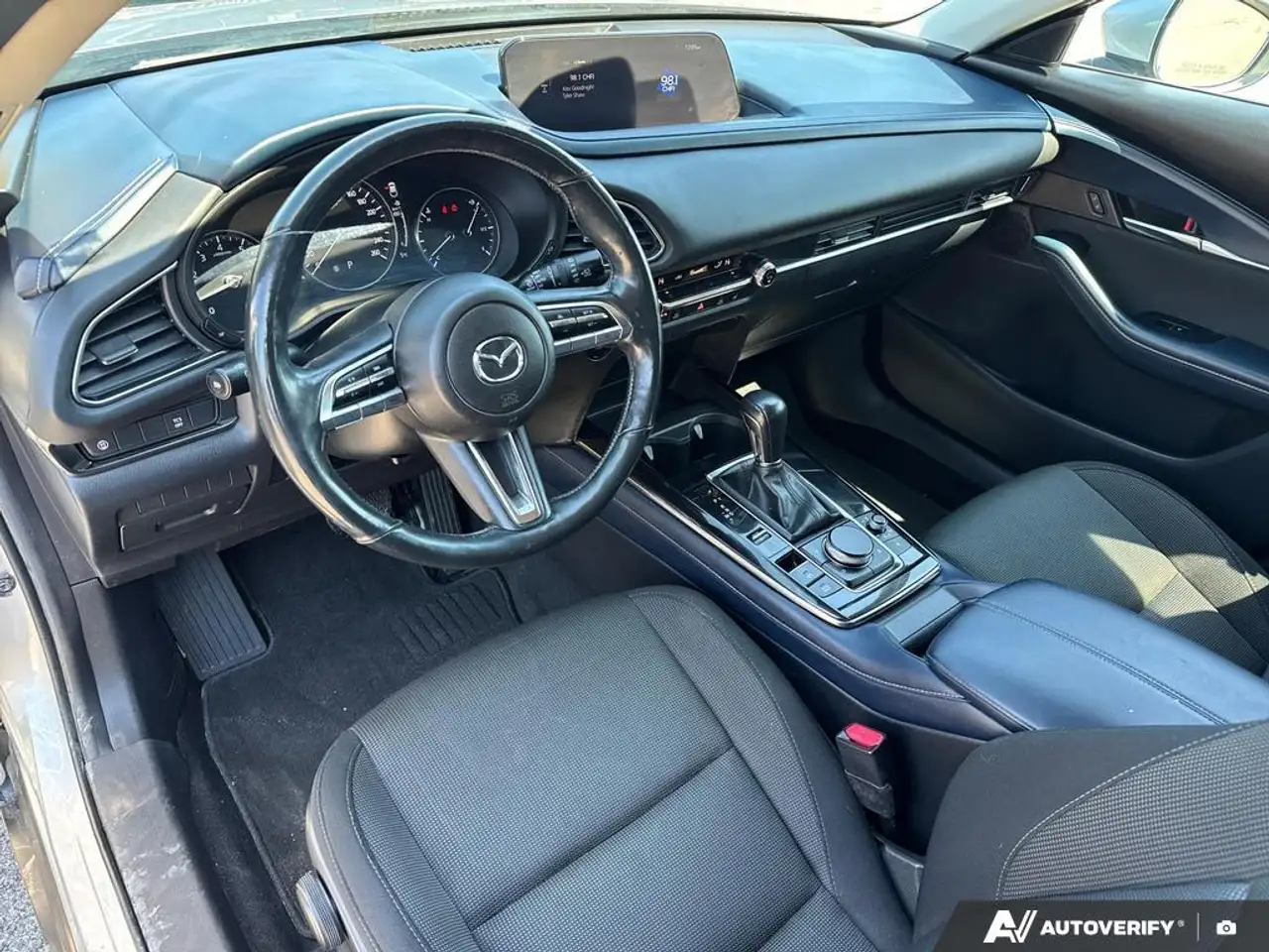 Mazda CX-30 снимка Mazda CX-30