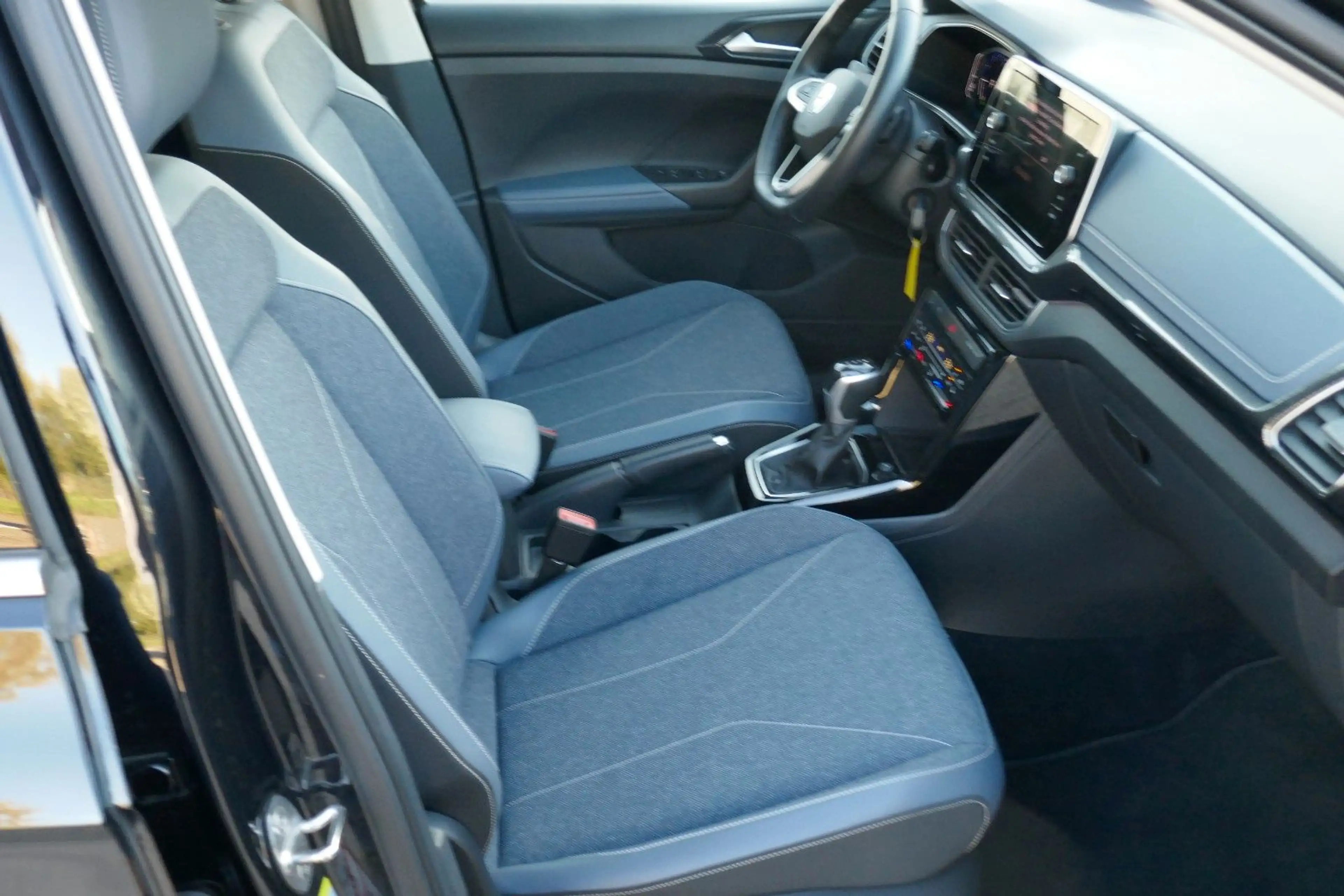 Volkswagen T-Cross 1.0 TSI DSG Style Nav/DAB/Kam/SHZ — photo 8
