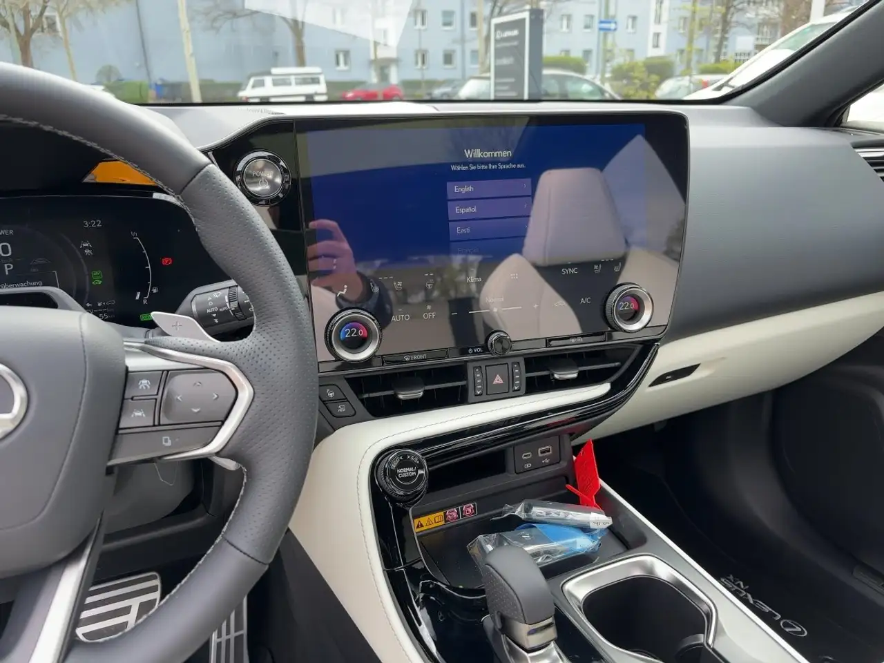 Lexus NX 450h+ F SPORT *Pano* Ivaloweiß 12