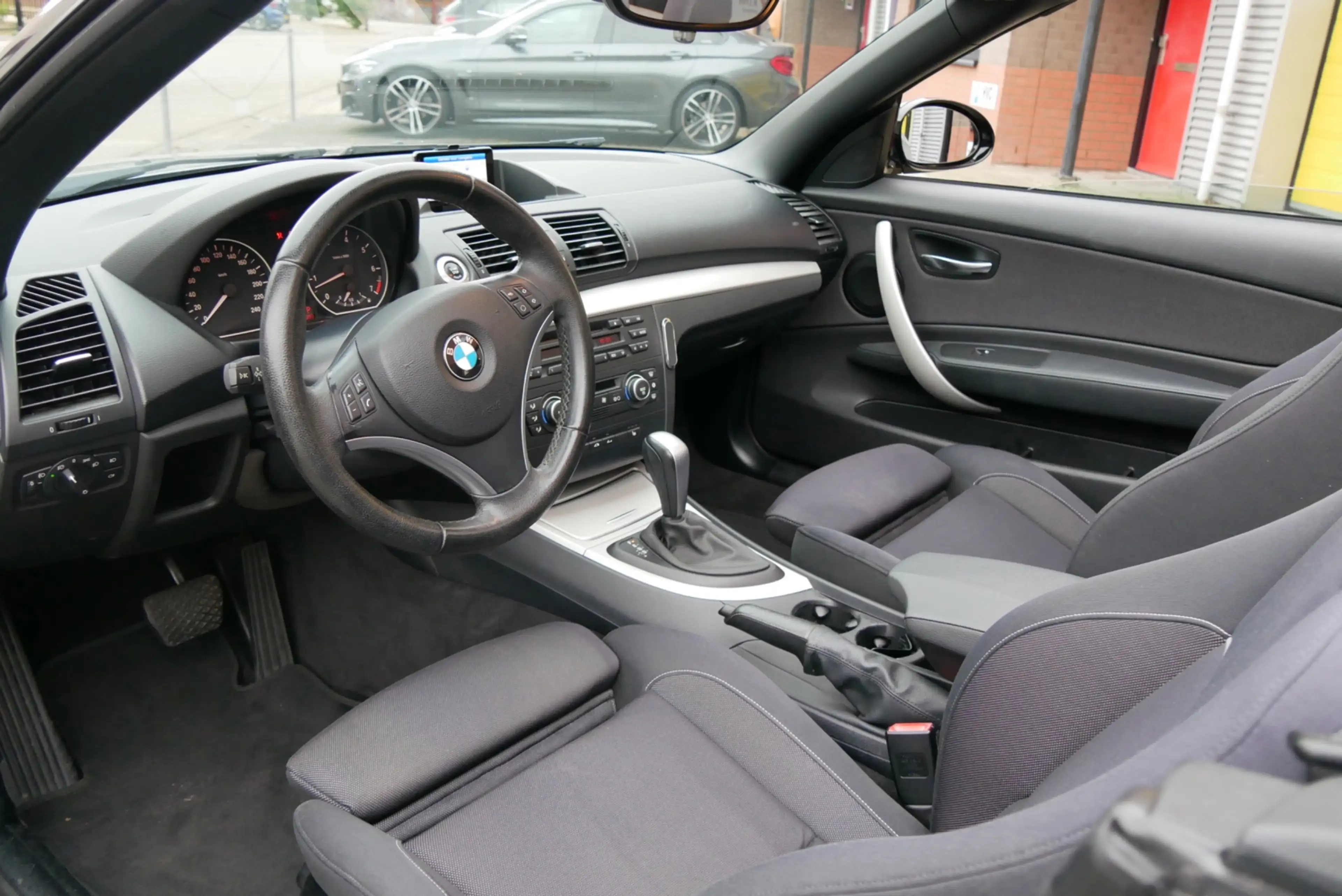 BMW 118 1-serie Cabrio 118i Executive.automaat.stoelverw.n — photo 18