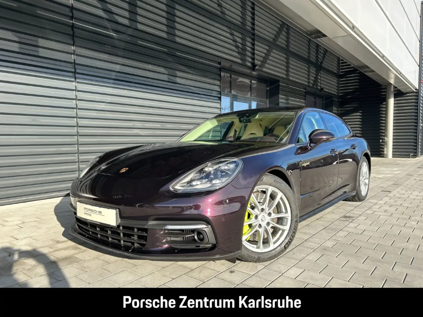 Porsche Panamera 4 E-Hybrid Sport Turismo HA-Lenkung LED Violett - 1