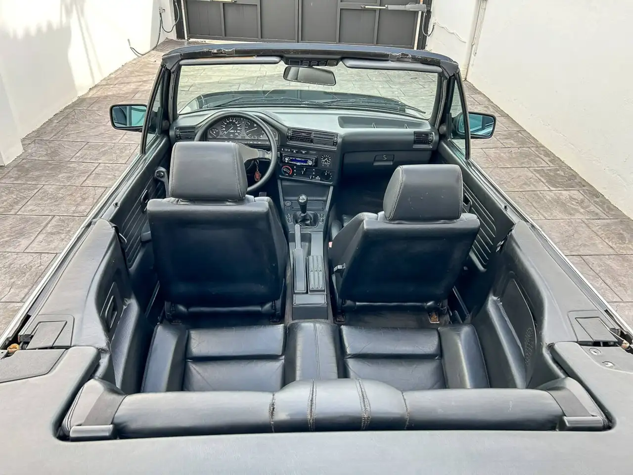 BMW 325i Cabriolet, foto 12