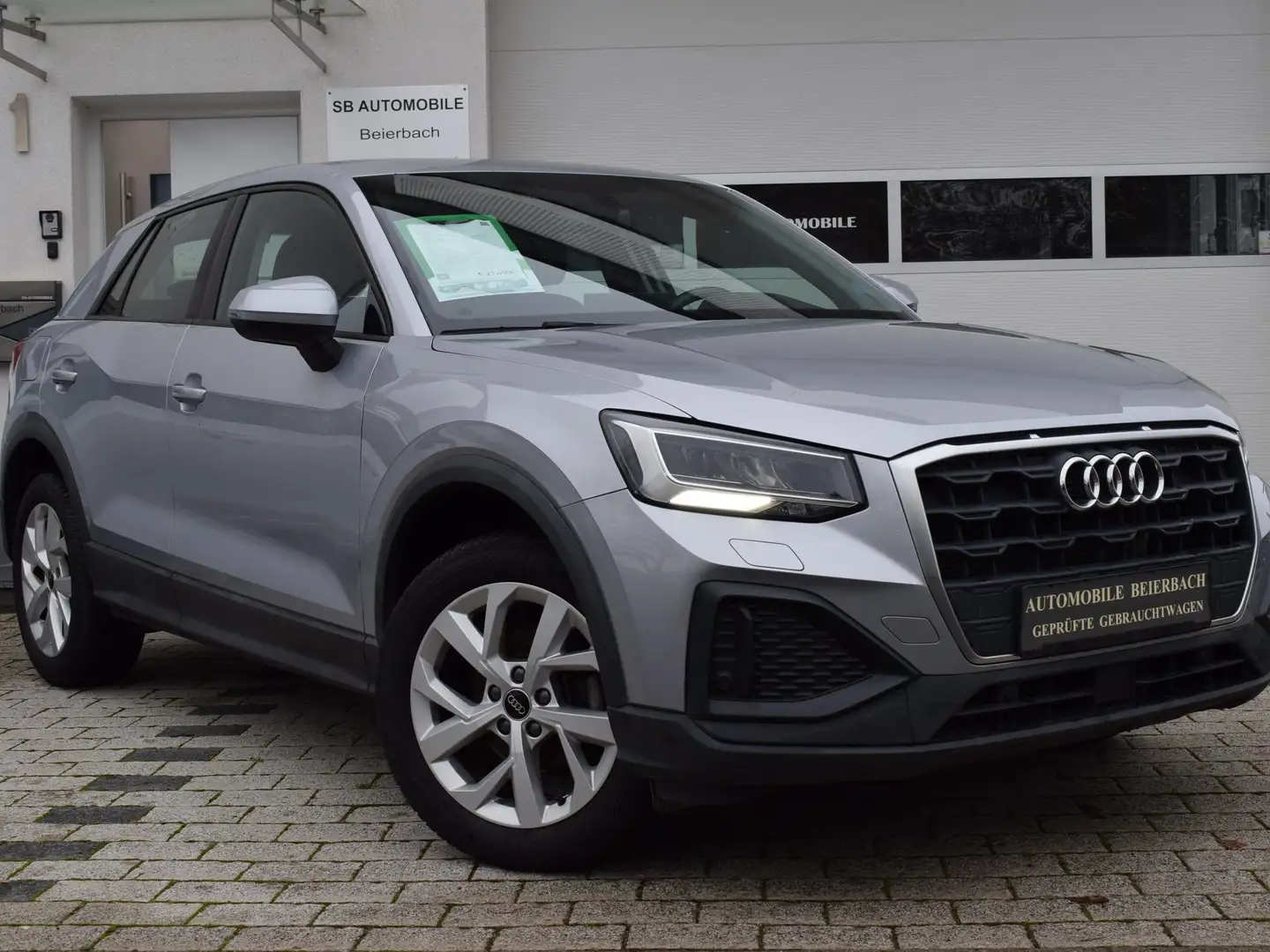 Audi Q2 30 TFSI Navi/PDC/WinterP/Led/ALU Grau - 1