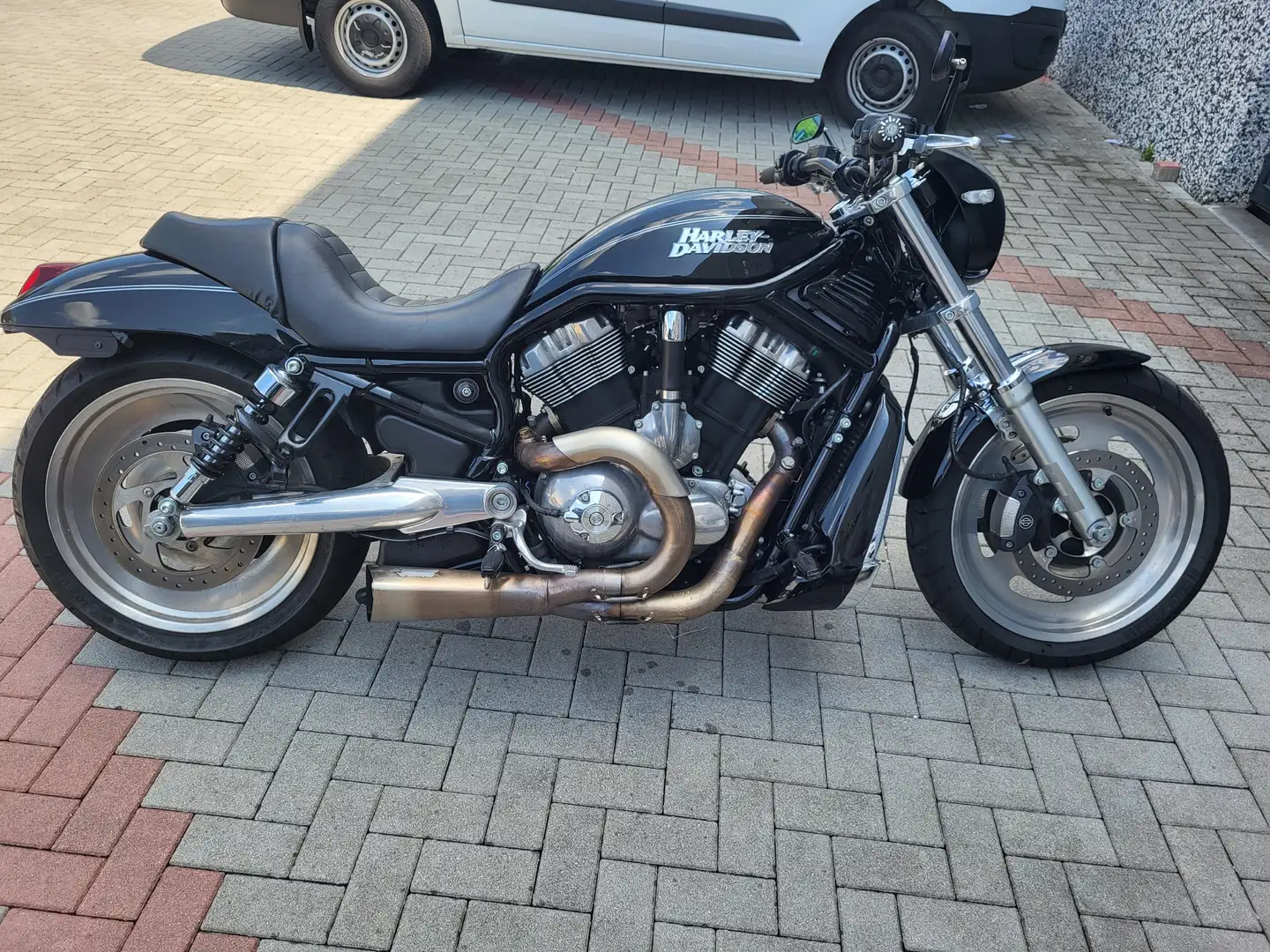 Harley-Davidson VRSC Night Rod VRSCD Black - 1