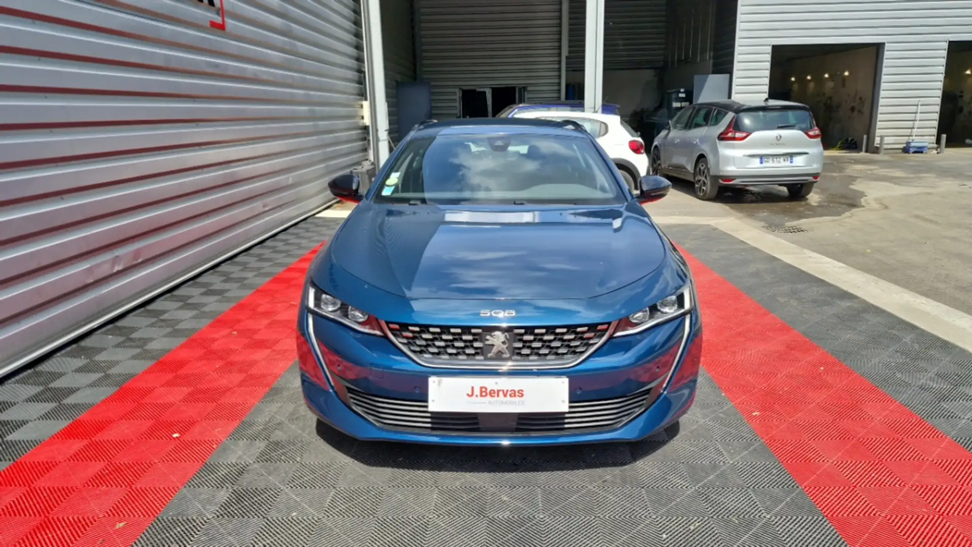 Peugeot BlueHDi 160 S&amp;S EAT8 GT Line Niebieski - 2