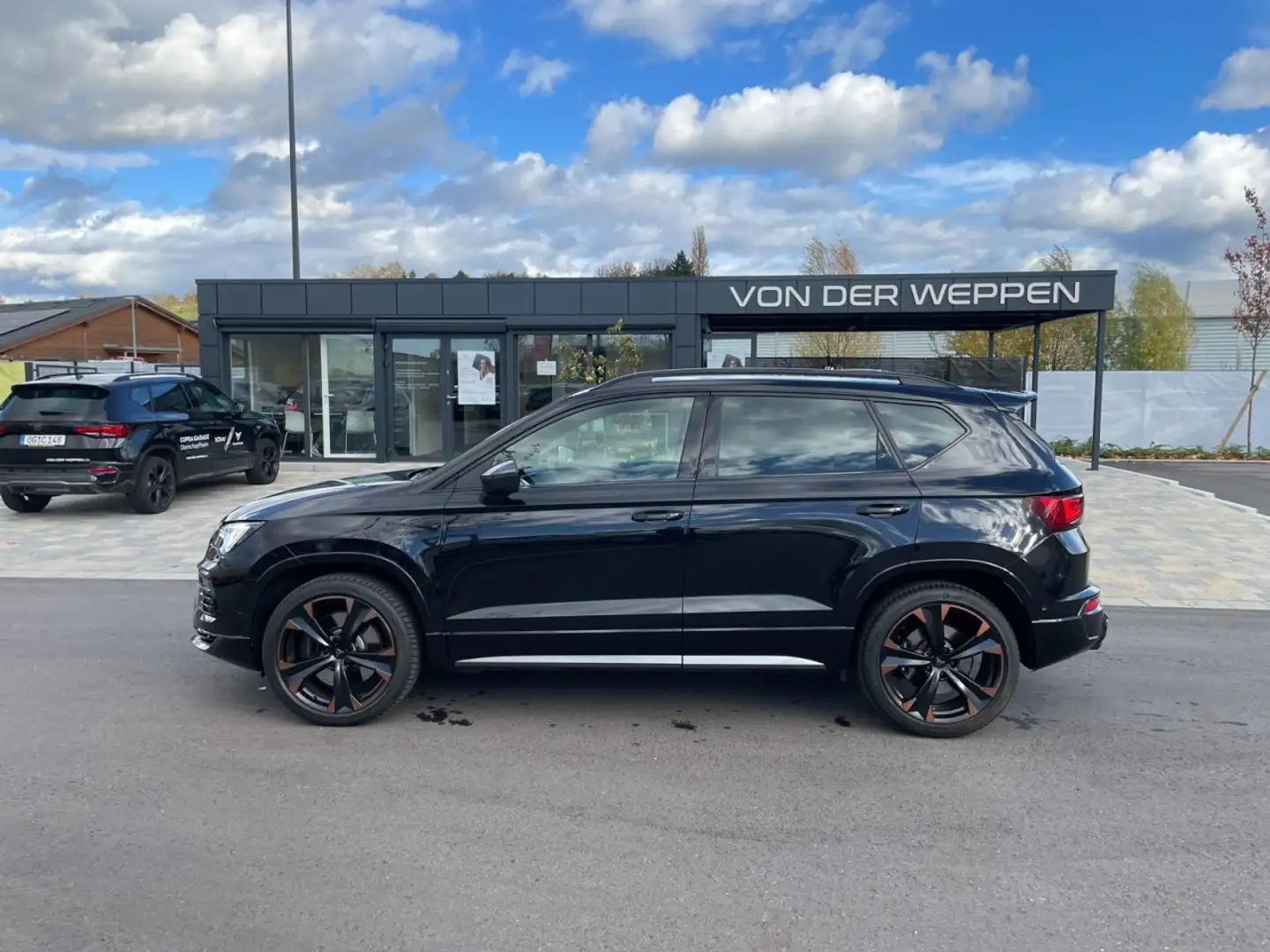 CUPRA Ateca TSI DSG 4Drive AHK SHZ BeatsAudio FullLink Klima Schwarz - 2