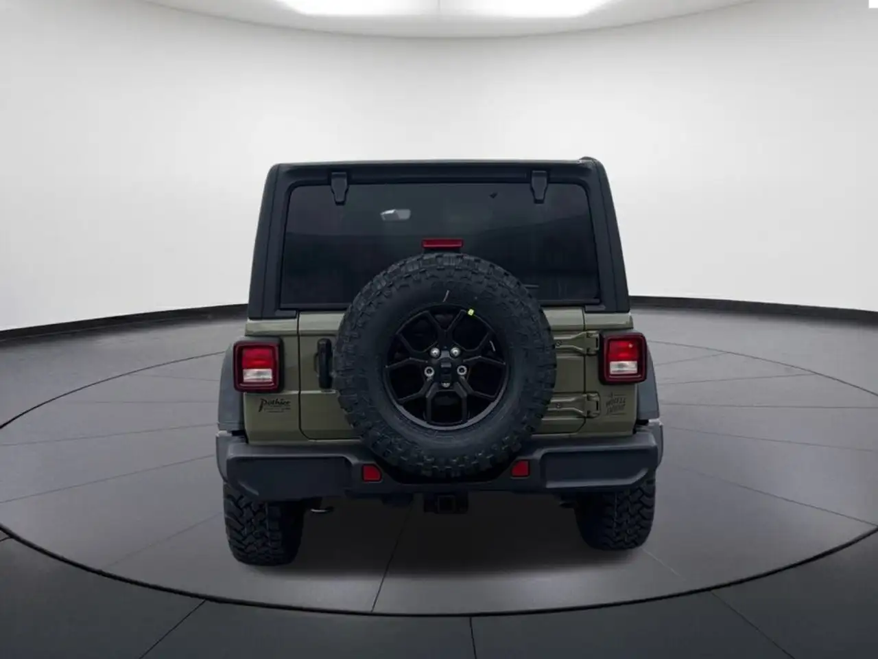 Jeep Wrangler снимка Jeep Wrangler