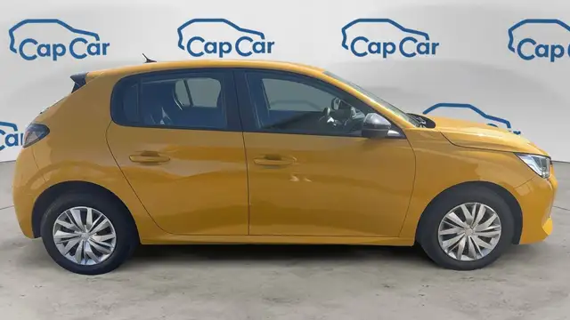 Peugeot 208 view 4