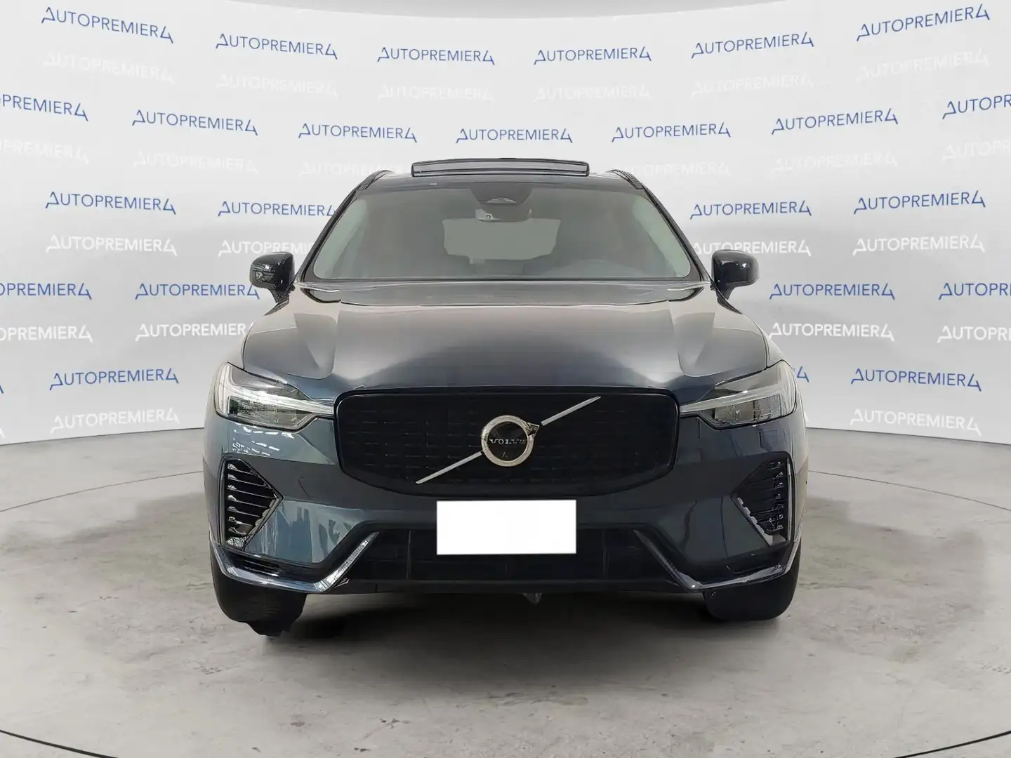Volvo XC60 T6 Plug-in hybrid AWD automatico Plus Dark Blauw - 2