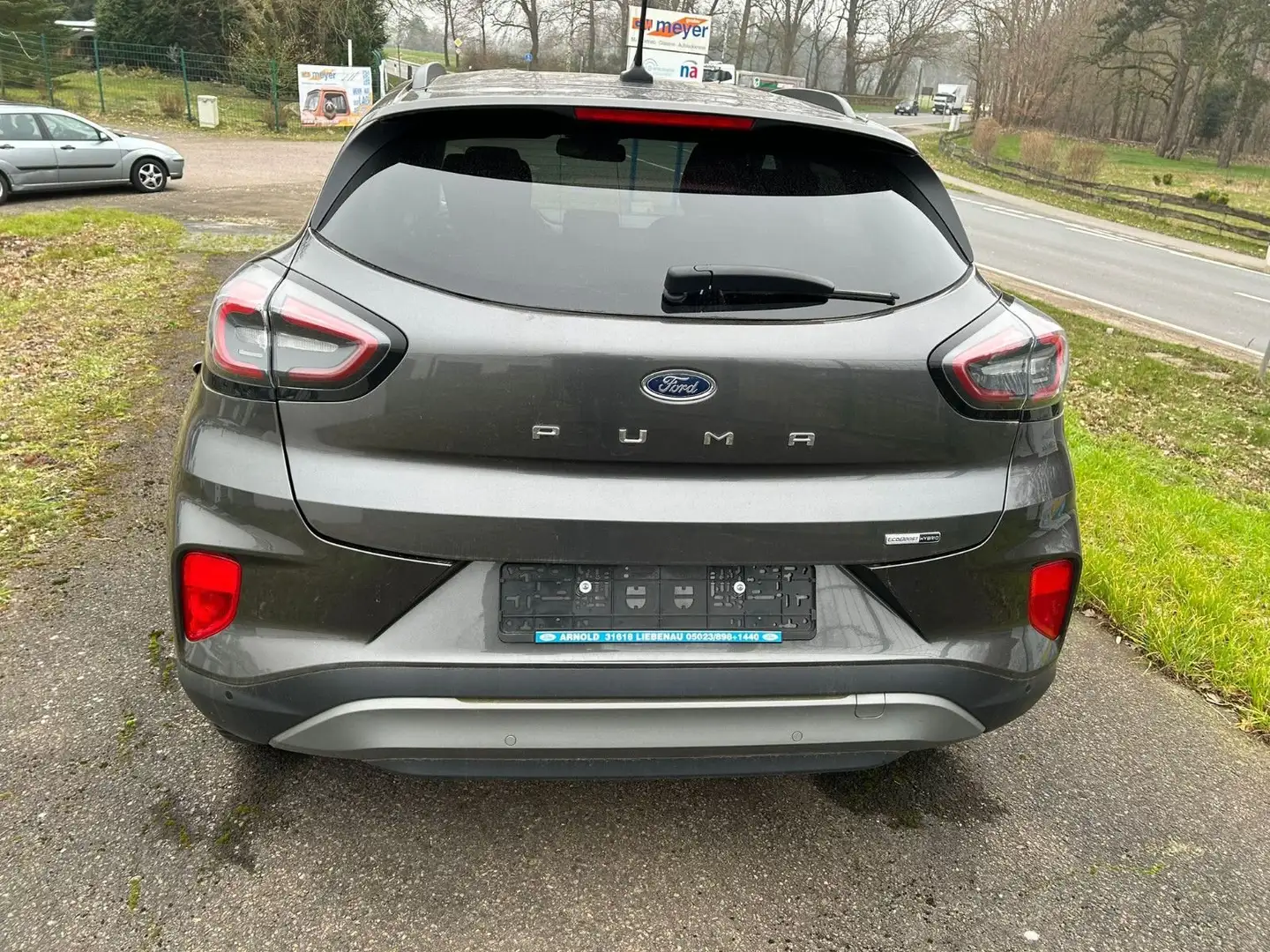 Ford Puma Titanium Grau - 2