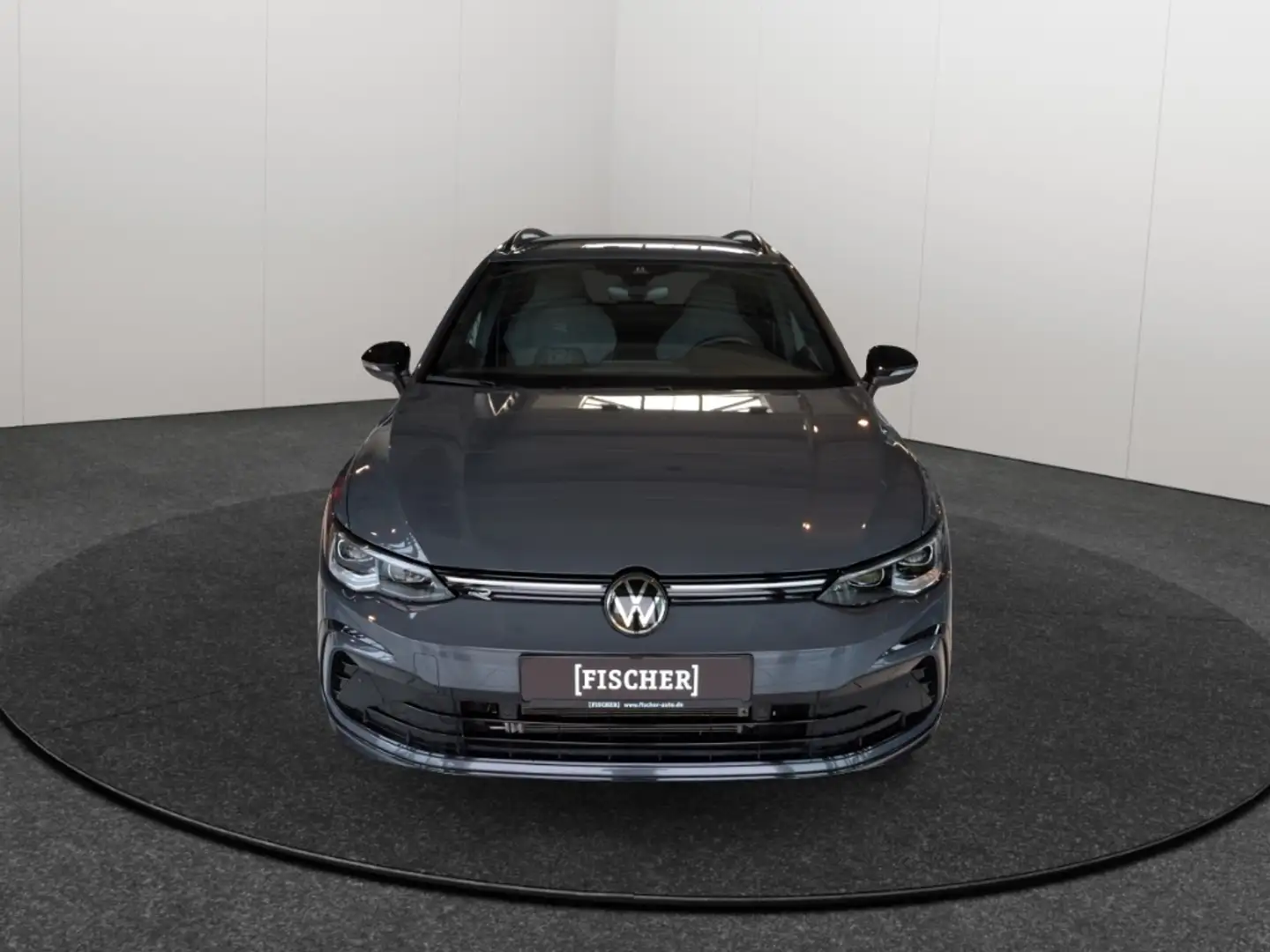 Volkswagen Golf Variant VIII 2.0TSI DSG R-Line Matrix Navi SHZ Rear View A Grau - 2