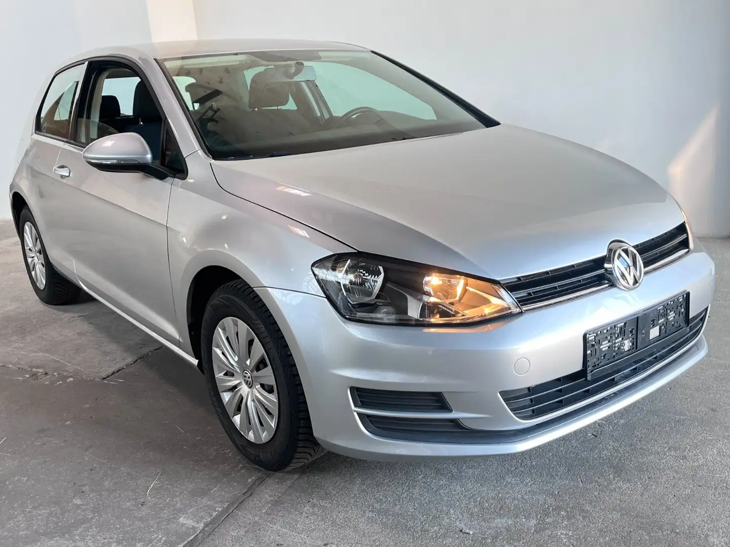 Volkswagen Golf 1.2 *Klima, TÜV NEU* Silber - 2