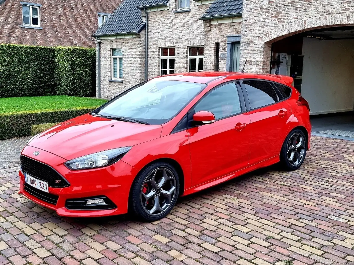 Ford Focus 2.0 TDCi ST Rood - 1