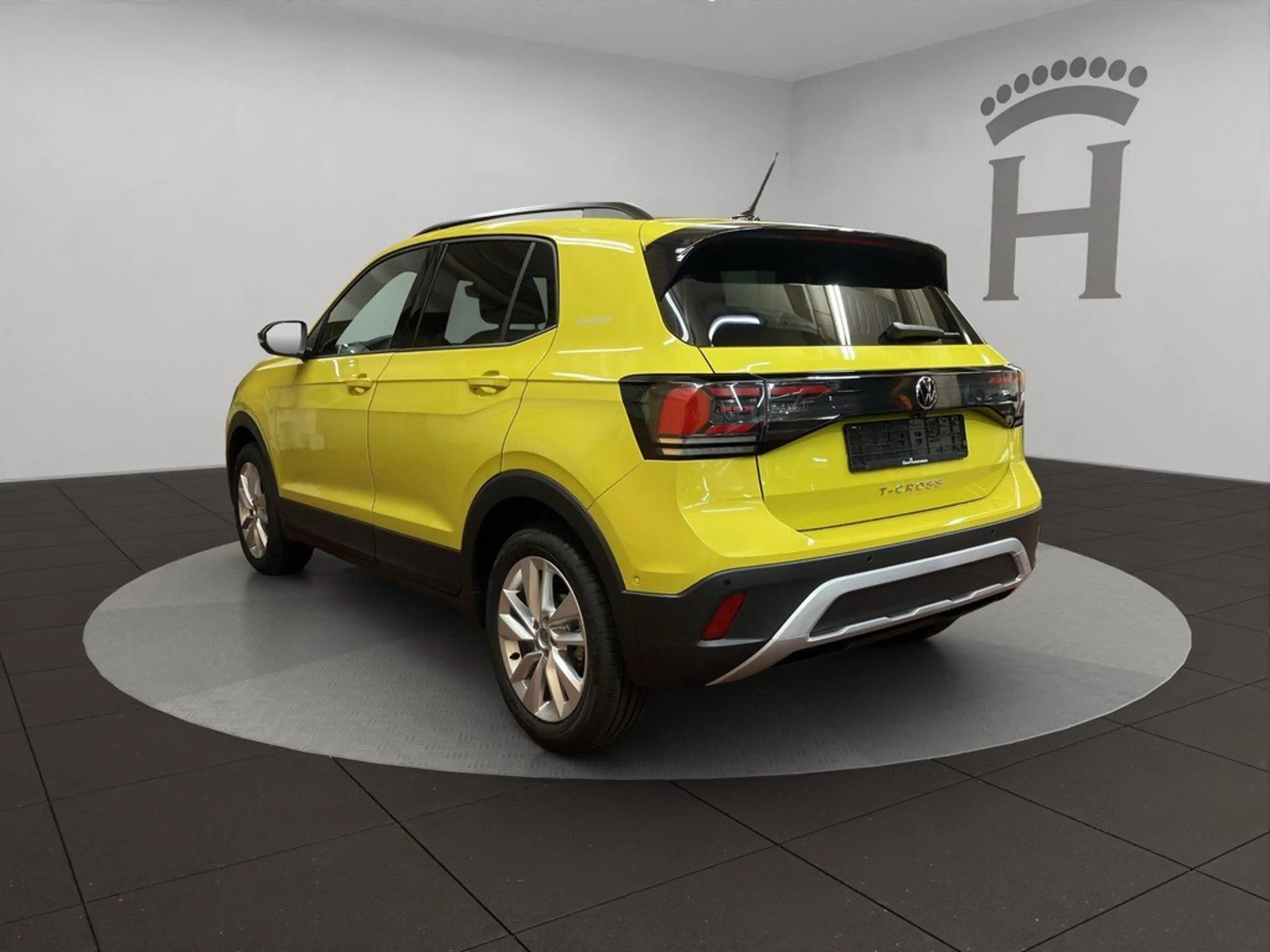 Volkswagen T-Cross Life 1.0 l TSI  7- — photo 6