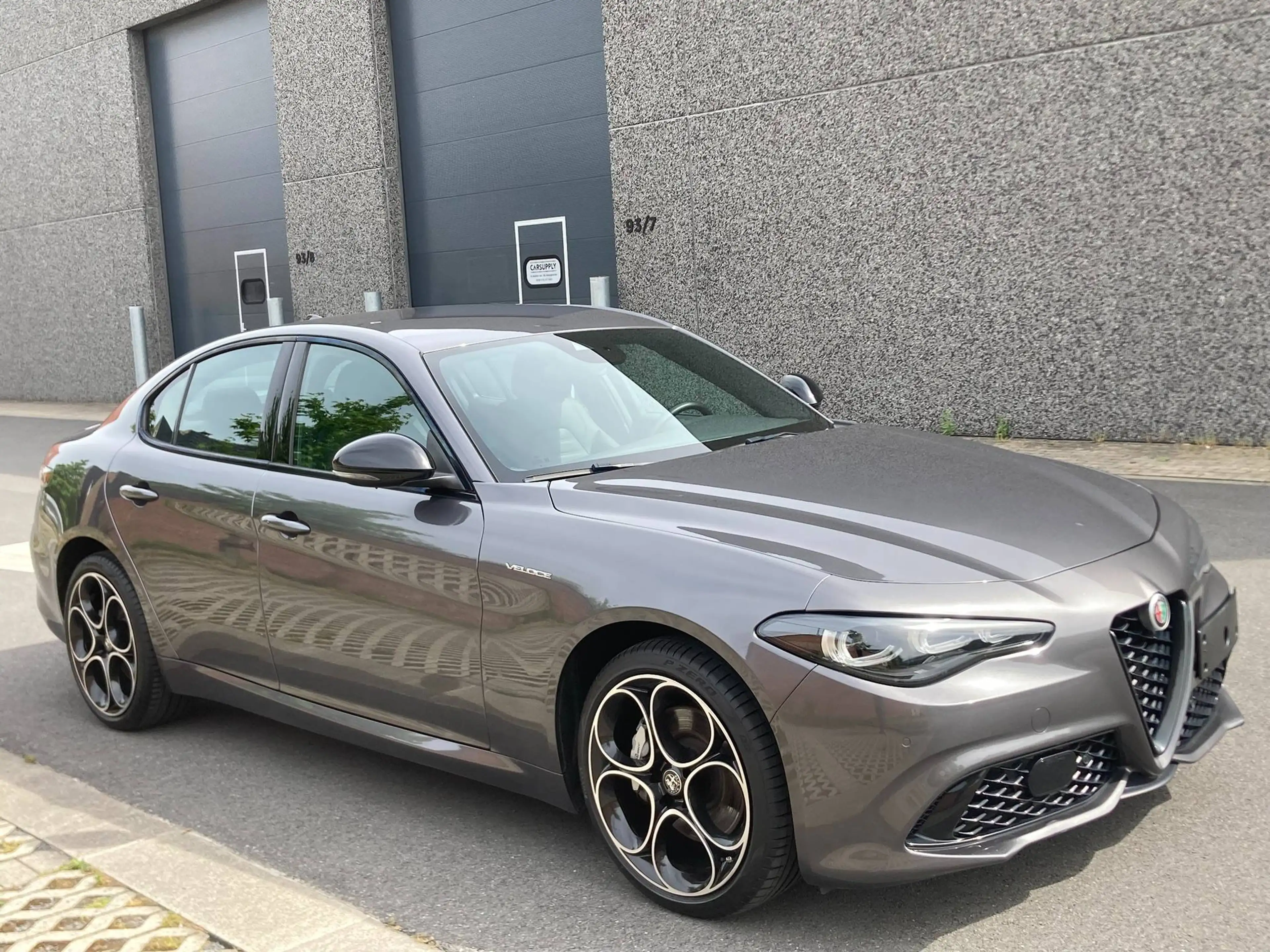 Alfa Romeo Giulia 2.0T Q4 Veloce Aut(8) - Model 2024 - Slechts 20.000 Km — photo 12