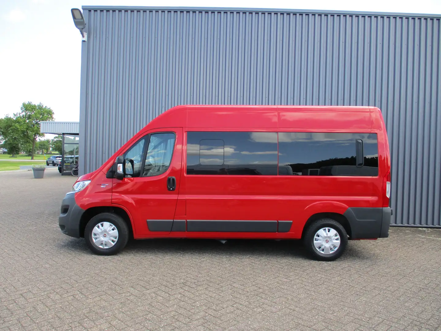 Fiat Ducato 2.3 150 PK Euro 6 Rolstoelbus Lift 9 Persoons Červená - 2