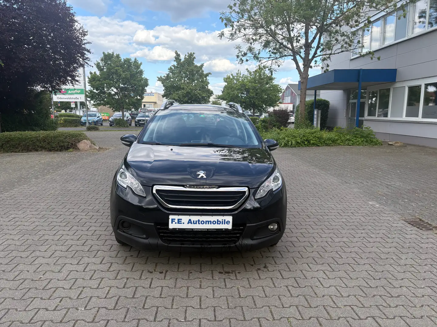 Peugeot 2008 Active/Klima/Scheckheft/ Noir - 2