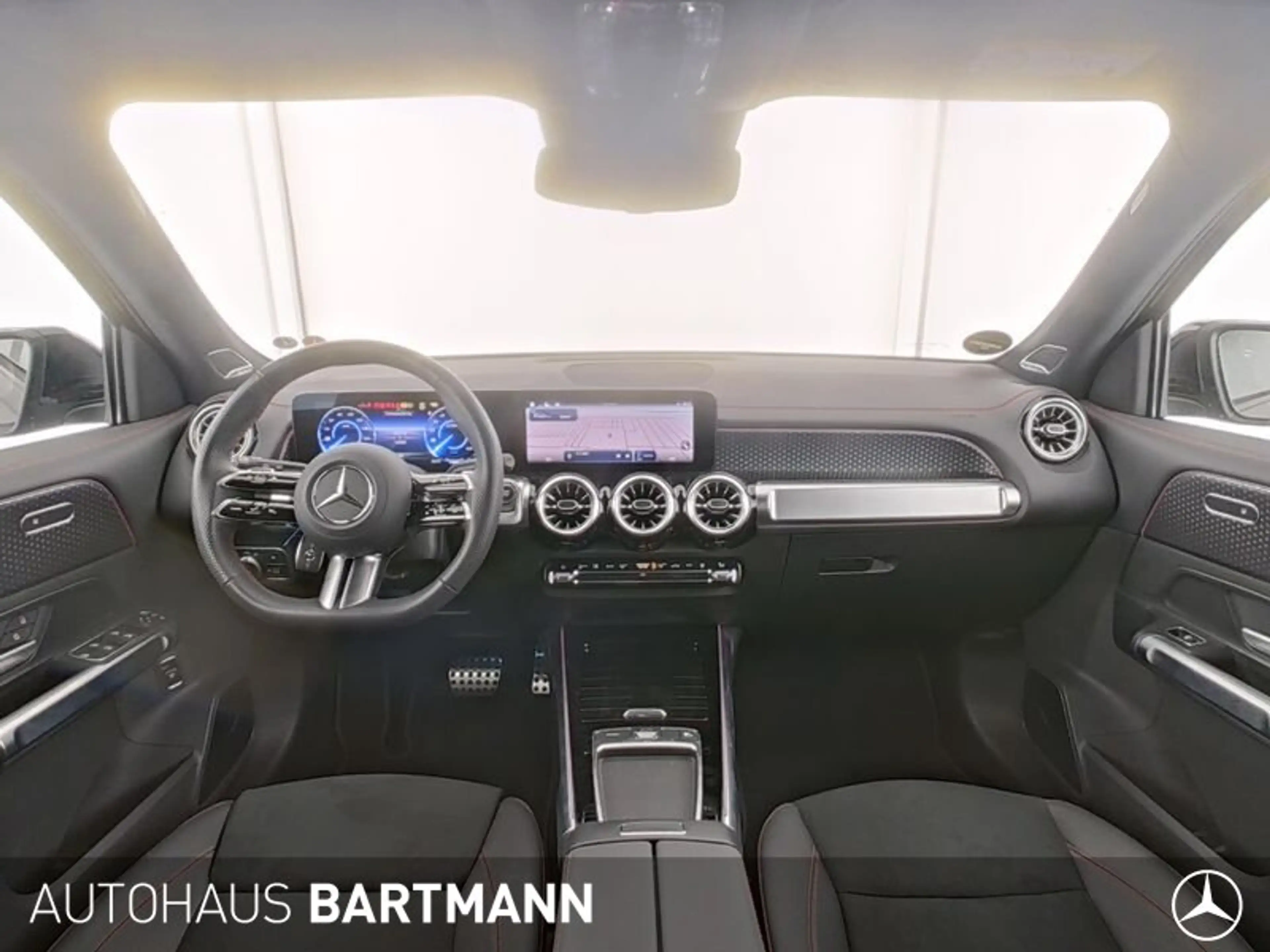 Mercedes-Benz EQB 300 EQB 300 4MATIC AMG Line/Navi/Styling/Klima/LED — photo 3