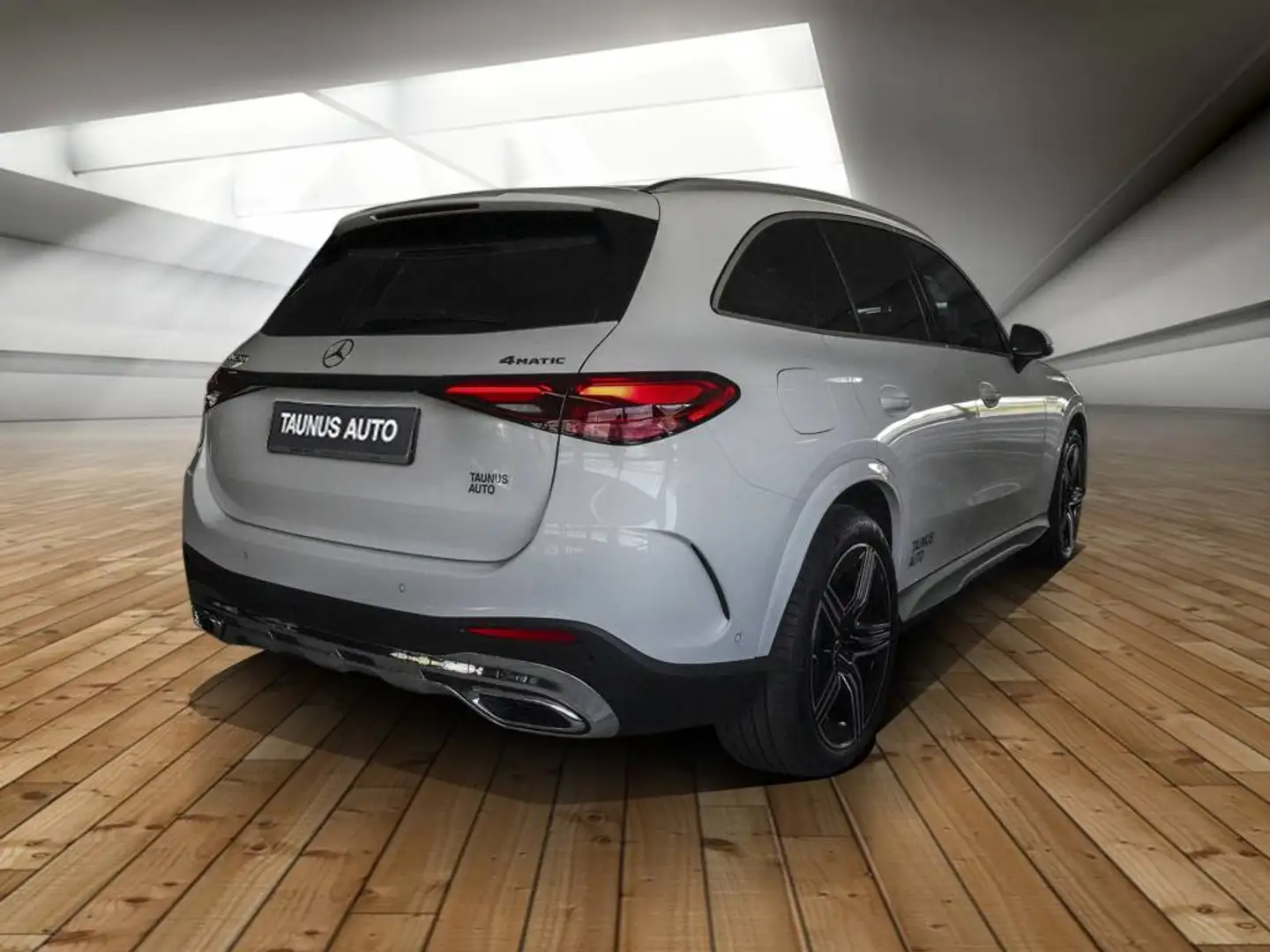 Mercedes-Benz GLC 200 EDITION-AMG-DISTRONIC-MEMORY-AHK-UVP 71.000 White - 2